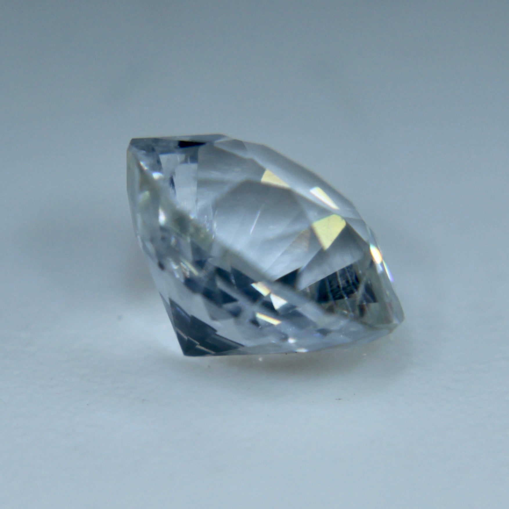 Natural White Sapphire - Sapphirepal