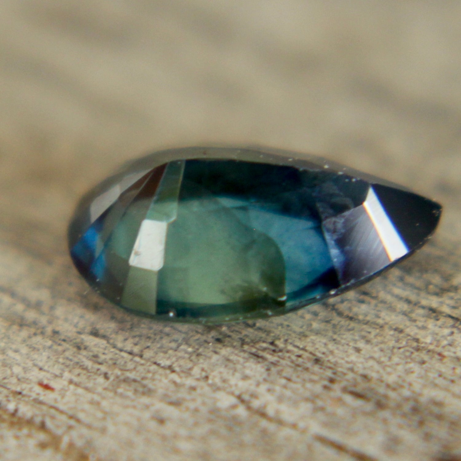 Natural Blue Green Sapphire - Sapphirepal