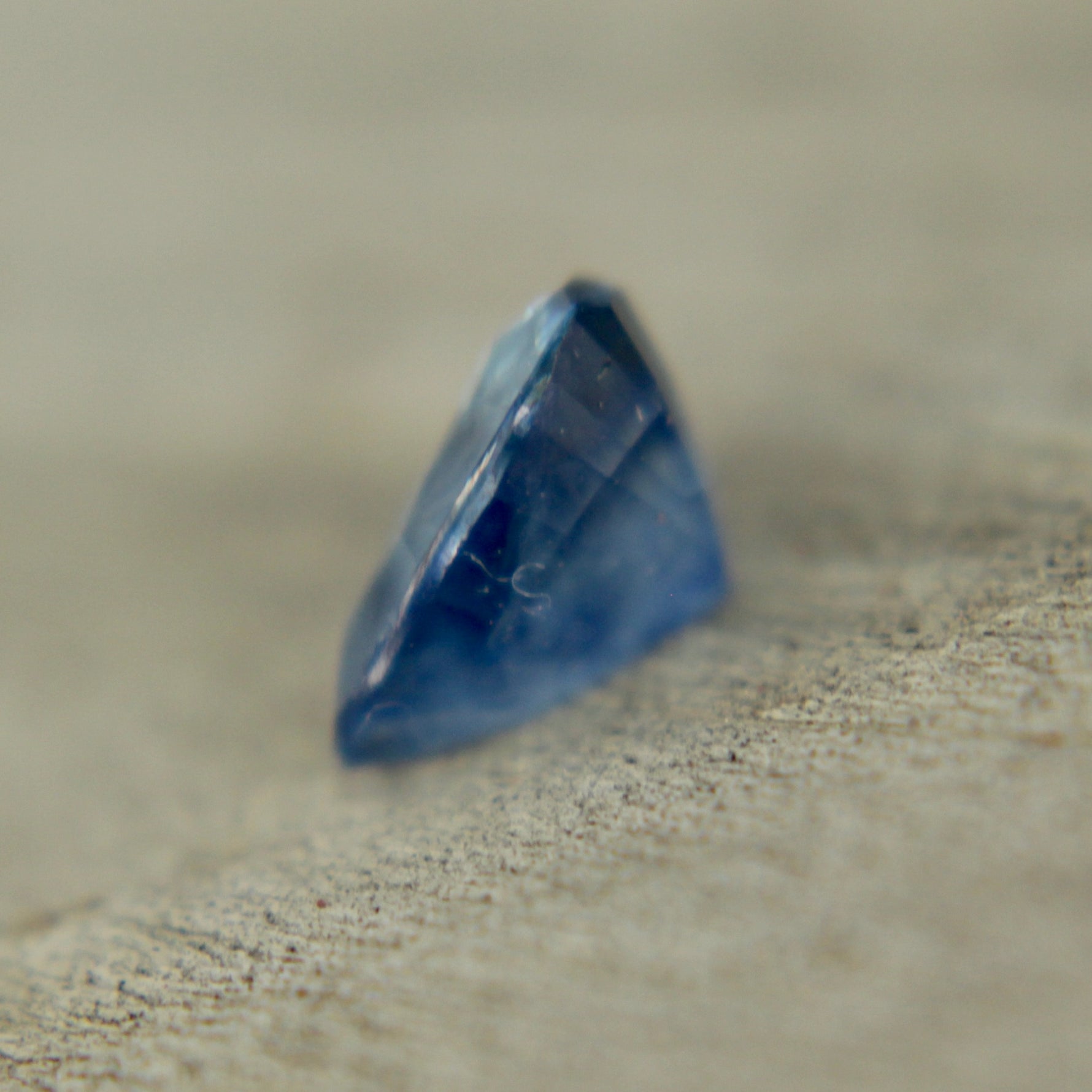 Natural Blue Sapphire - Sapphirepal