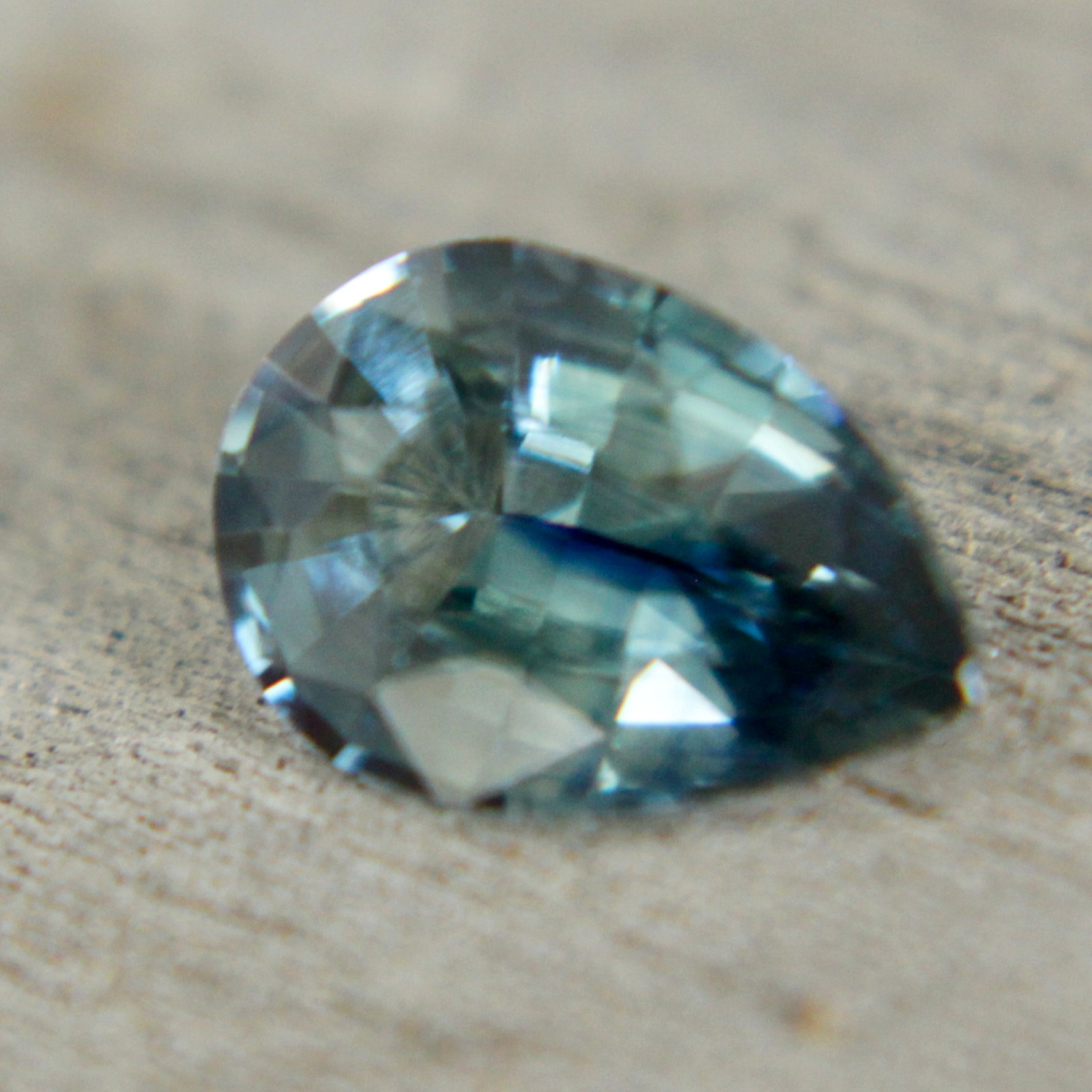 Natural Blue Green Sapphire - Sapphirepal