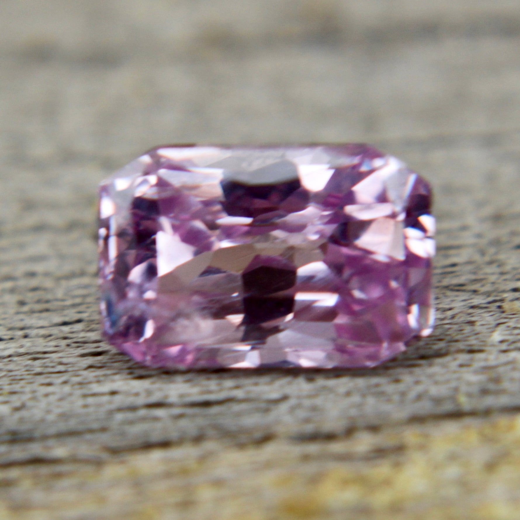 Natural Pink Sapphire - Sapphirepal