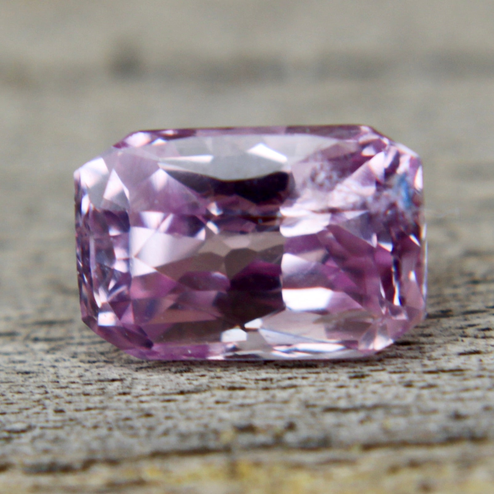 Natural Pink Sapphire - Sapphirepal