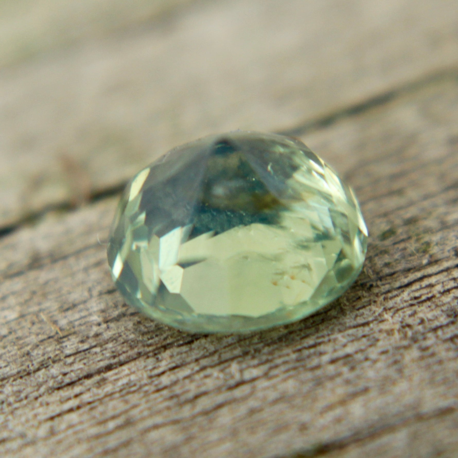 Natural Green Sapphire - Sapphirepal