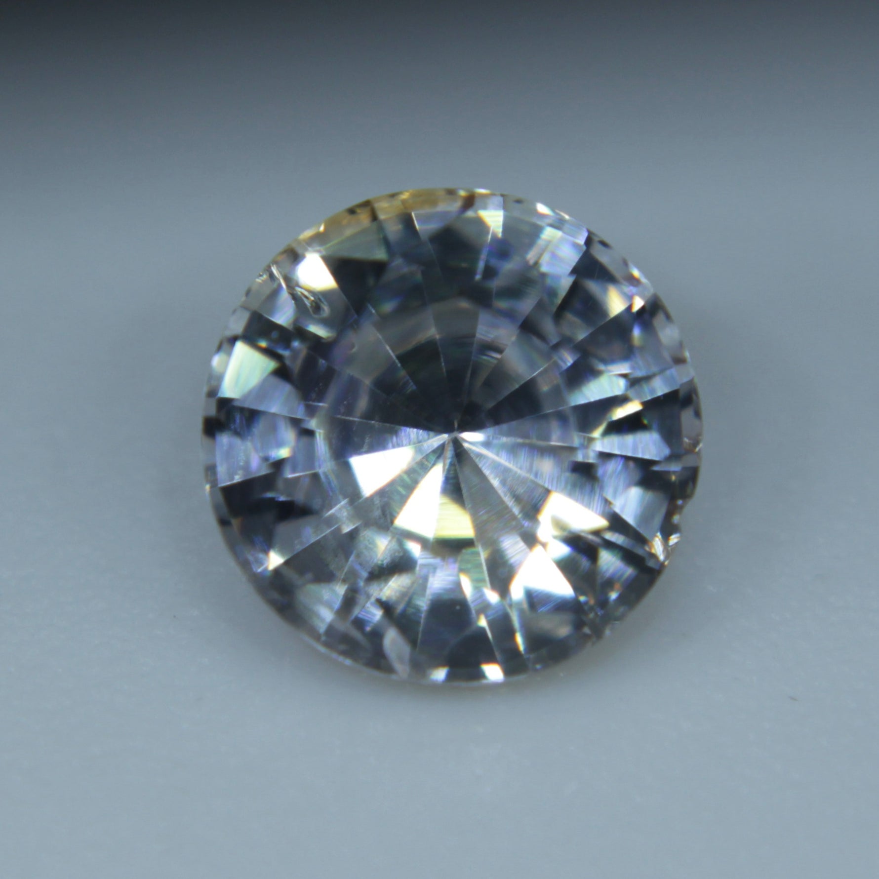 Natural White Sapphire - Sapphirepal