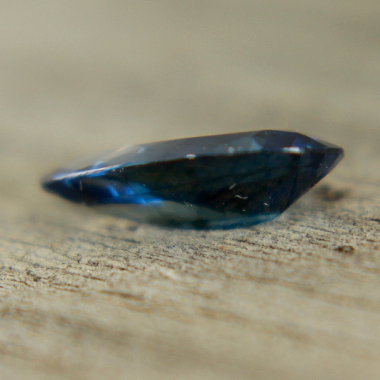 Natural Blue Green Sapphire - Sapphirepal