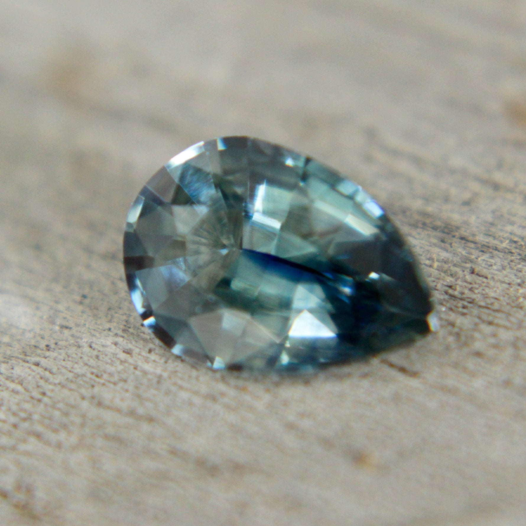 Natural Blue Green Sapphire - Sapphirepal