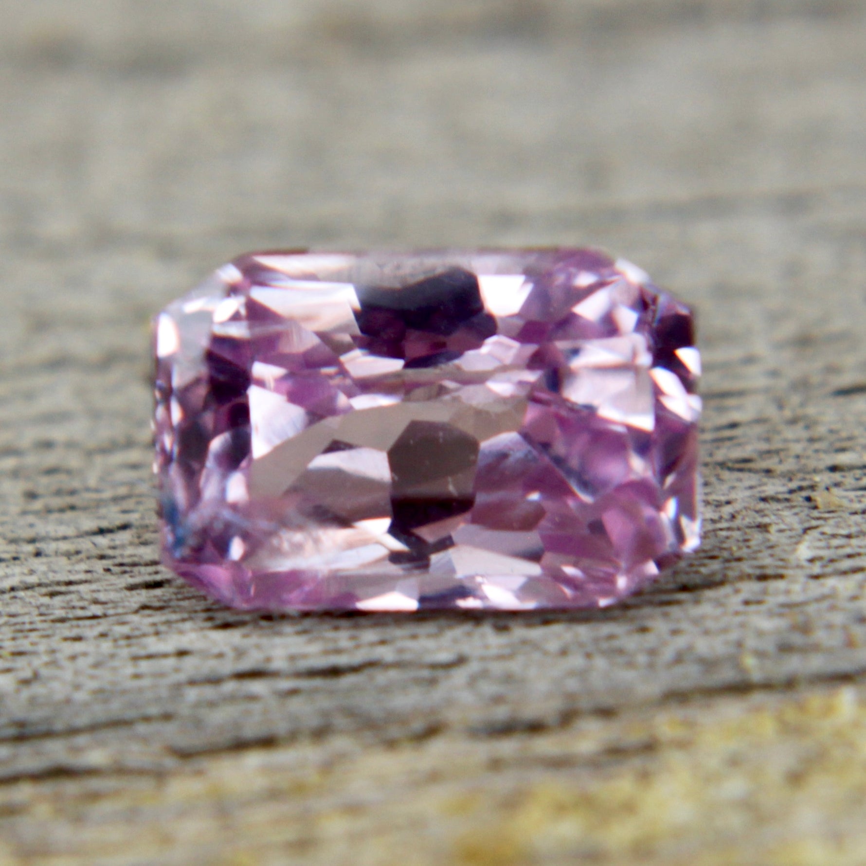 Natural Pink Sapphire - Sapphirepal