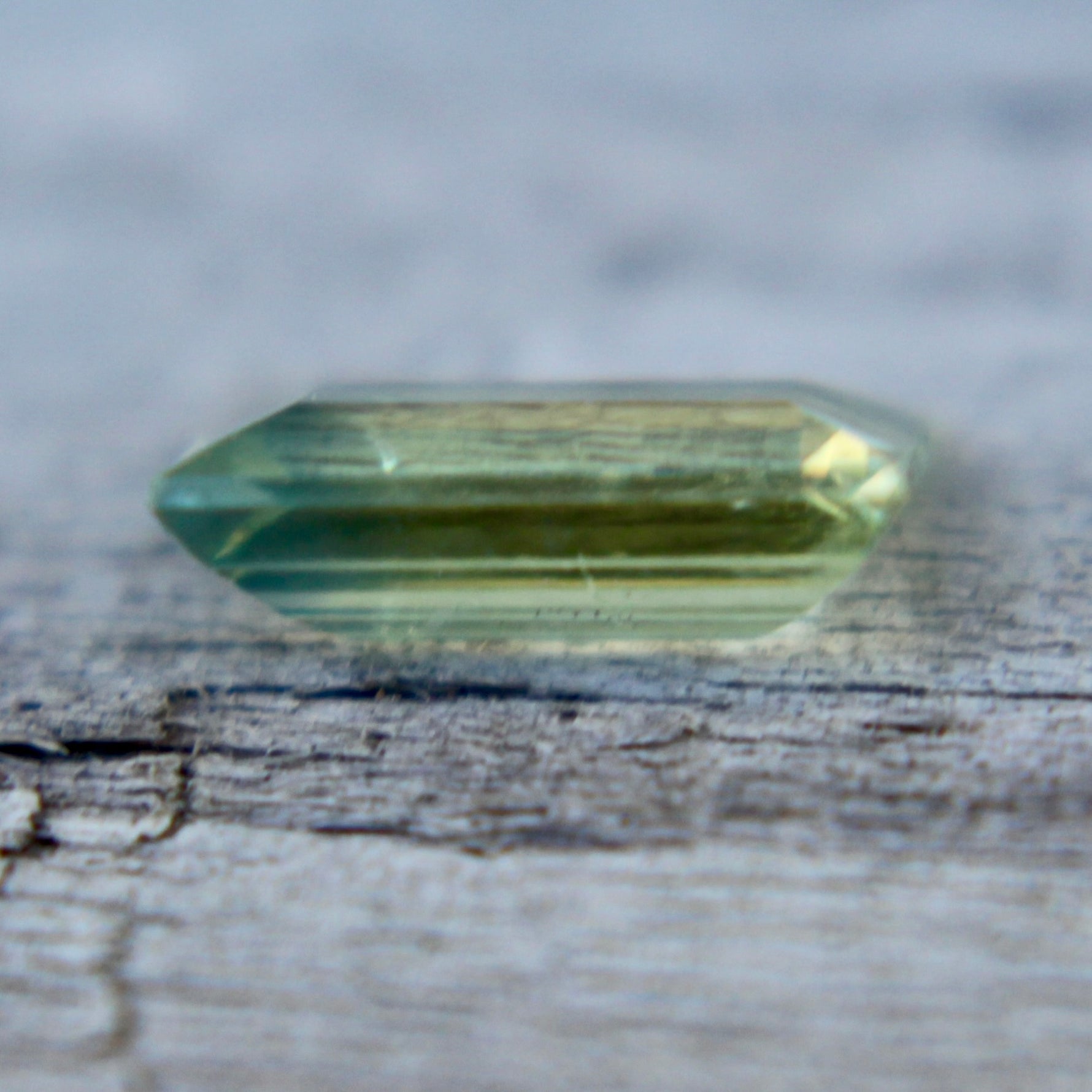 Natural Green Sapphire - Sapphirepal