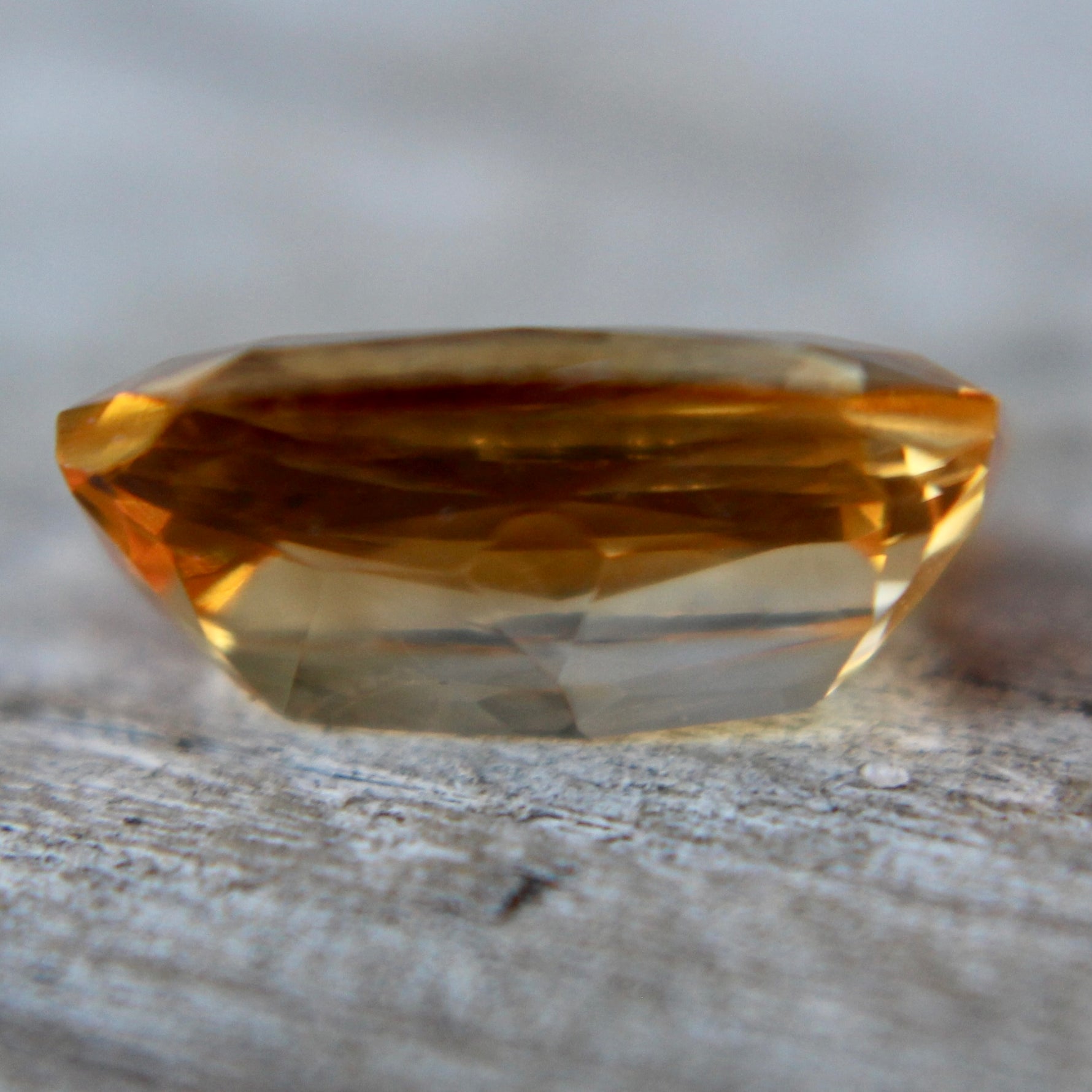 Natural Golden Yellow Sapphire - Sapphirepal