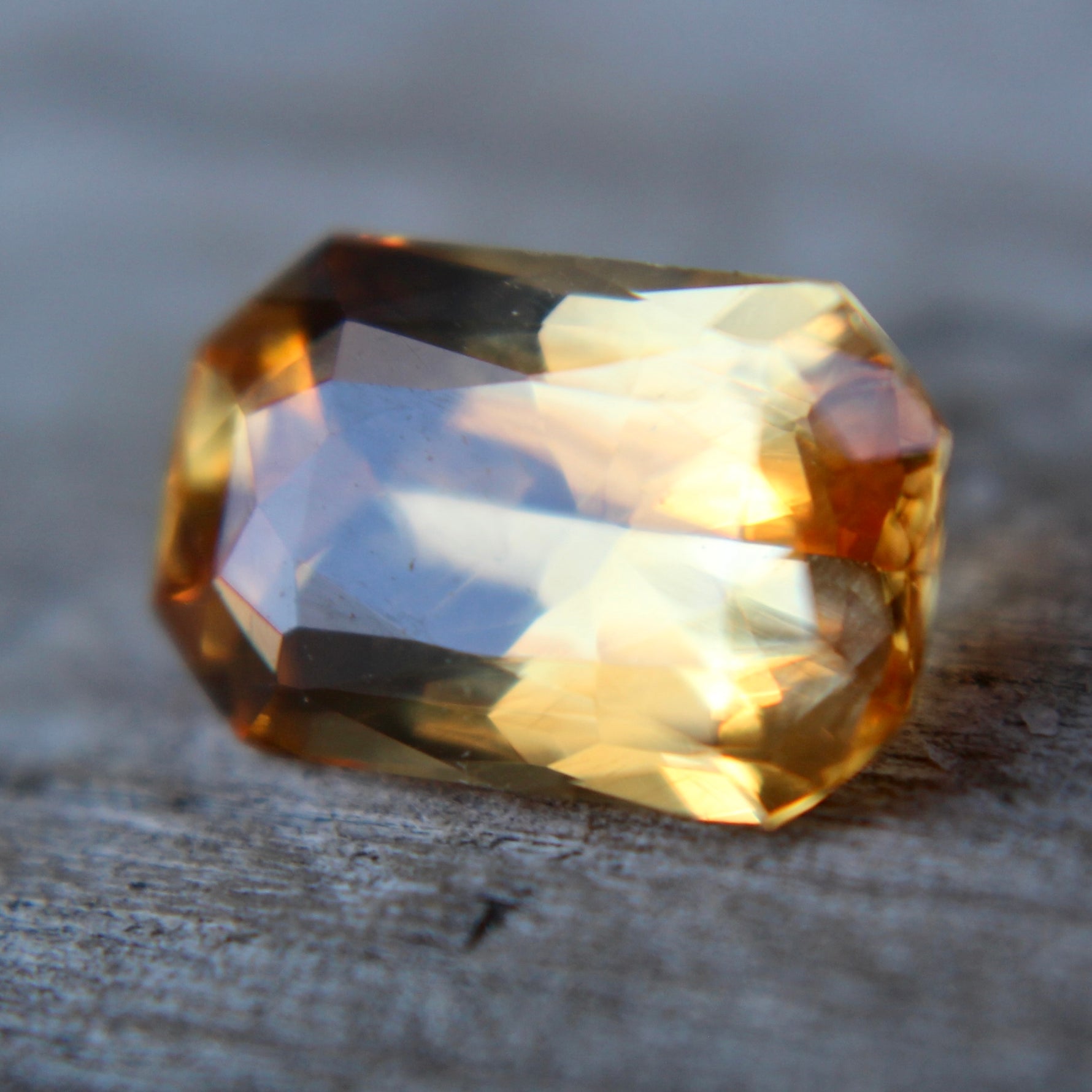 Natural Golden Yellow Sapphire - Sapphirepal