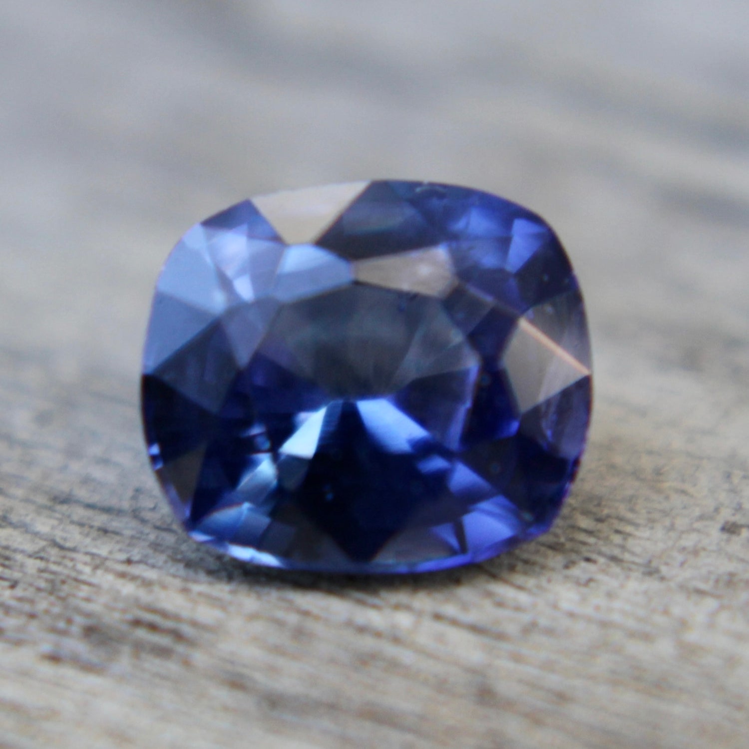 Natural Blue Sapphire - Sapphirepal