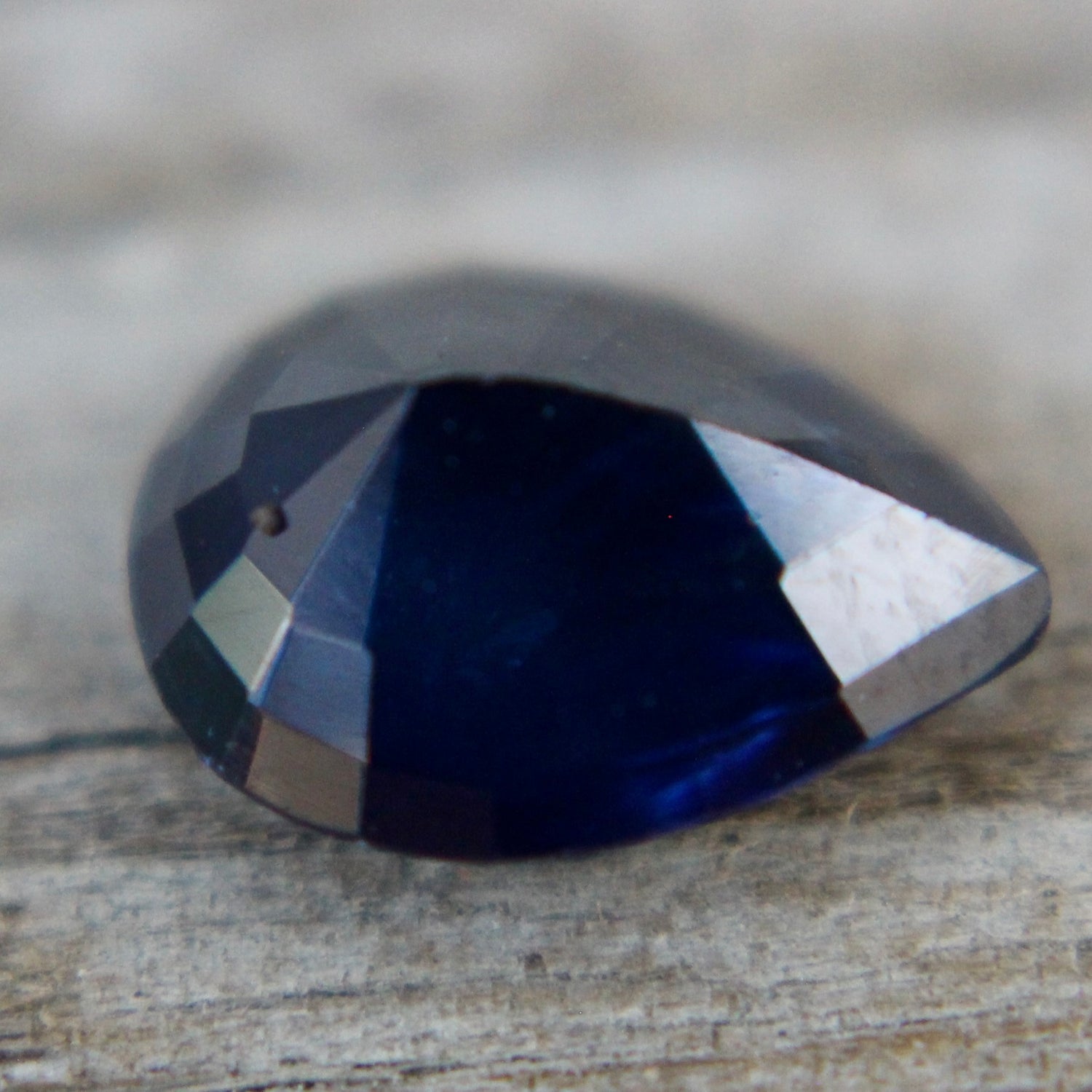 Natural Blue Sapphire - Sapphirepal