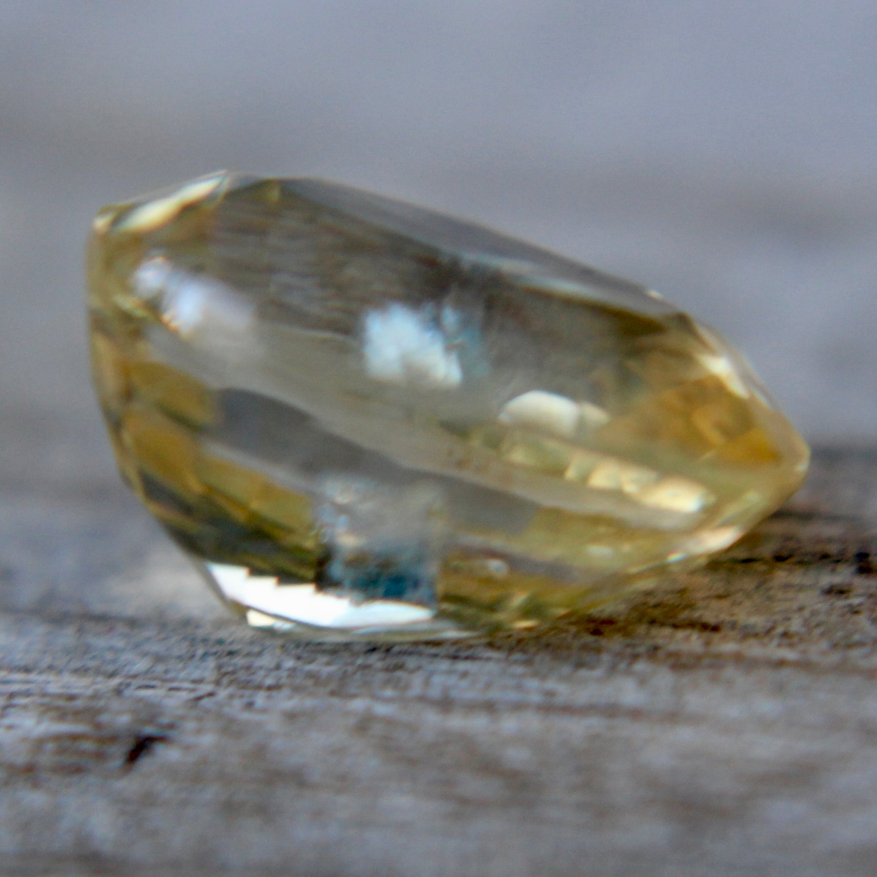 Extremely Rare Natural Yellow Sapphire - Sapphirepal