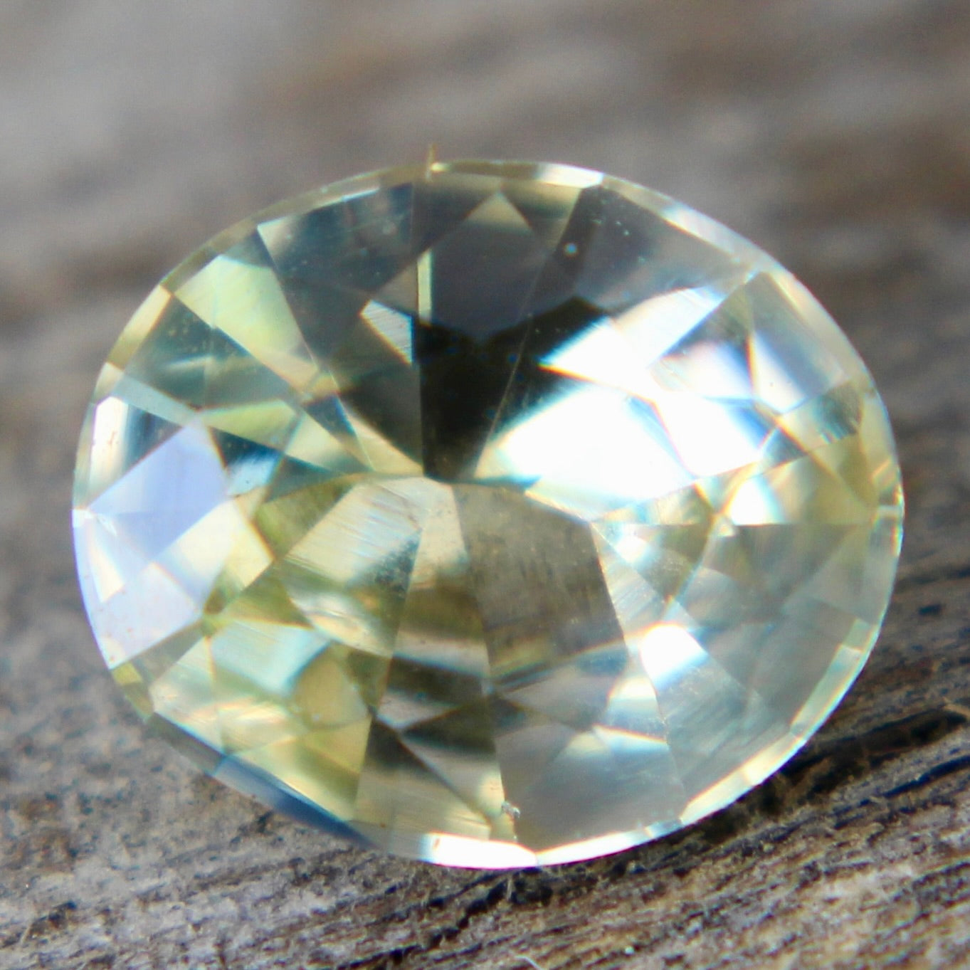 Natural Yellow Sapphire - Sapphirepal