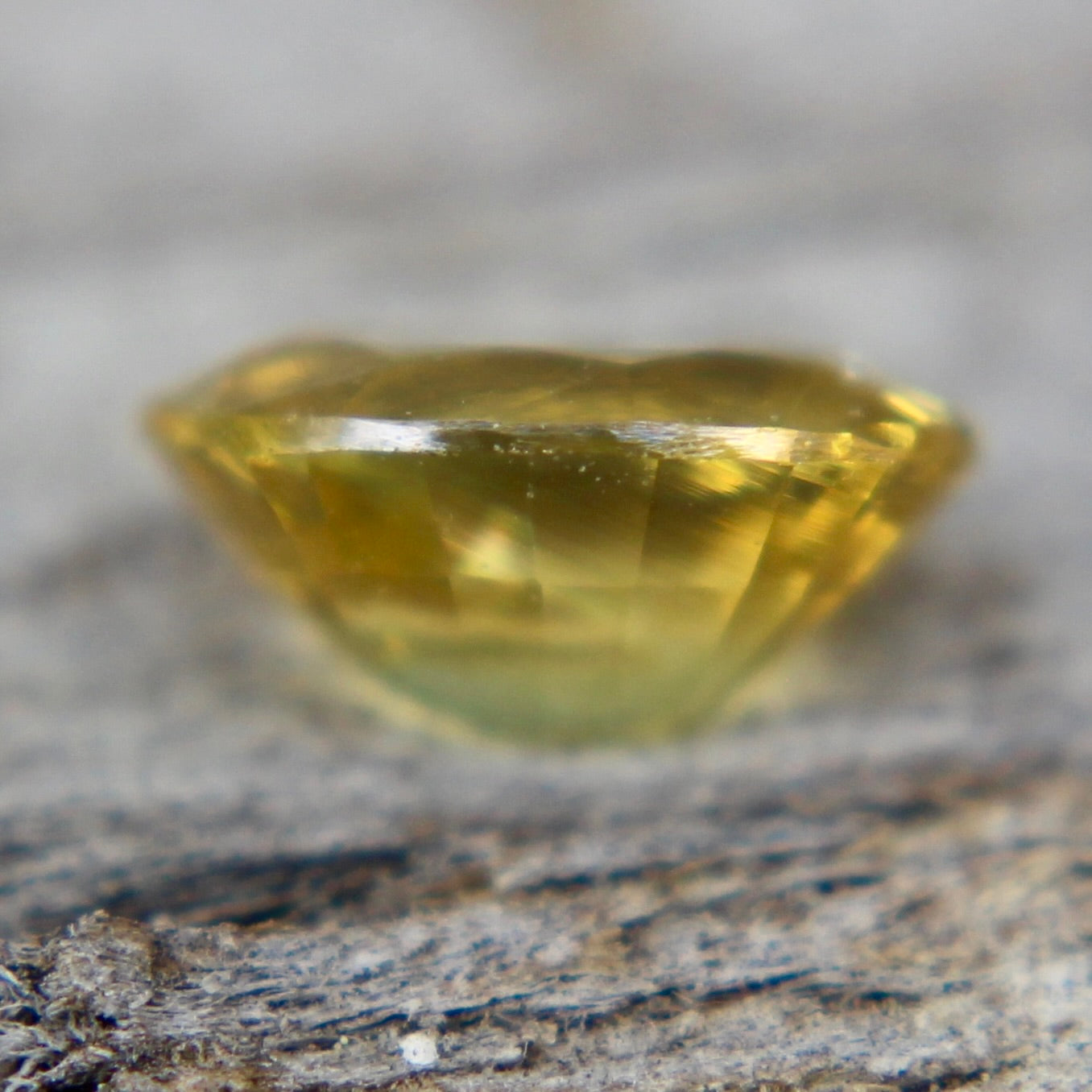 Natural Yellow Sapphire - Sapphirepal