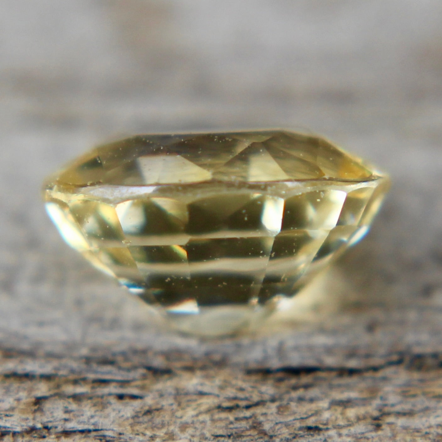 Natural Yellow Sapphire - Sapphirepal