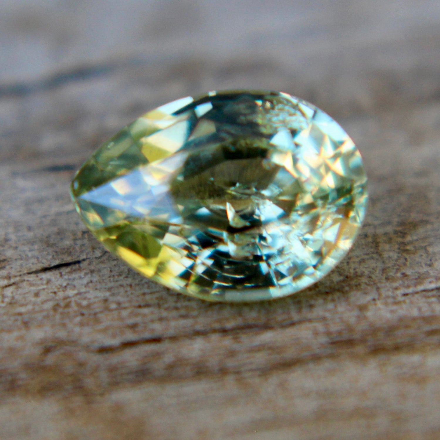 Natural Pale Green Sapphire Sapphire Pal Australia