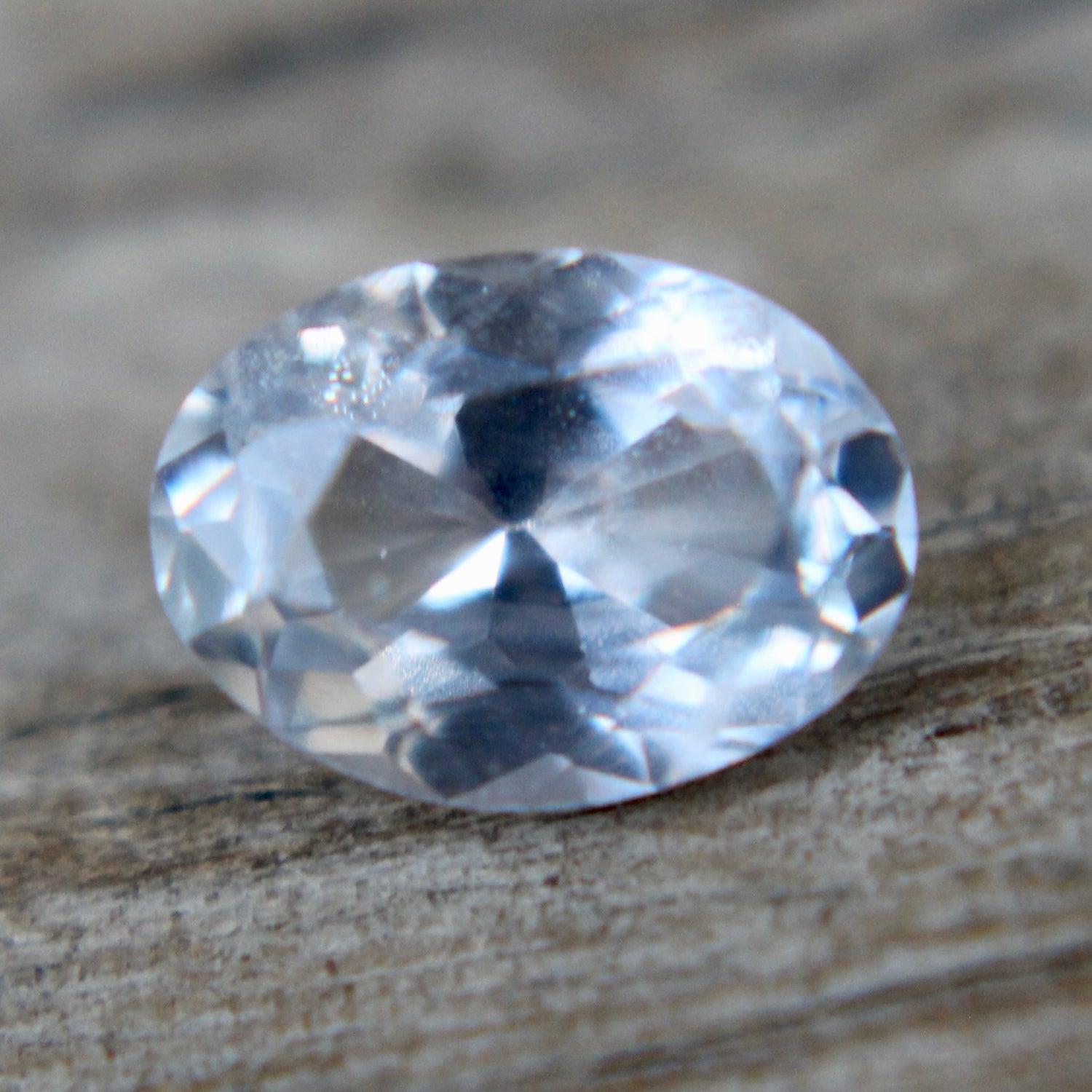 Natural White Sapphire - Sapphirepal