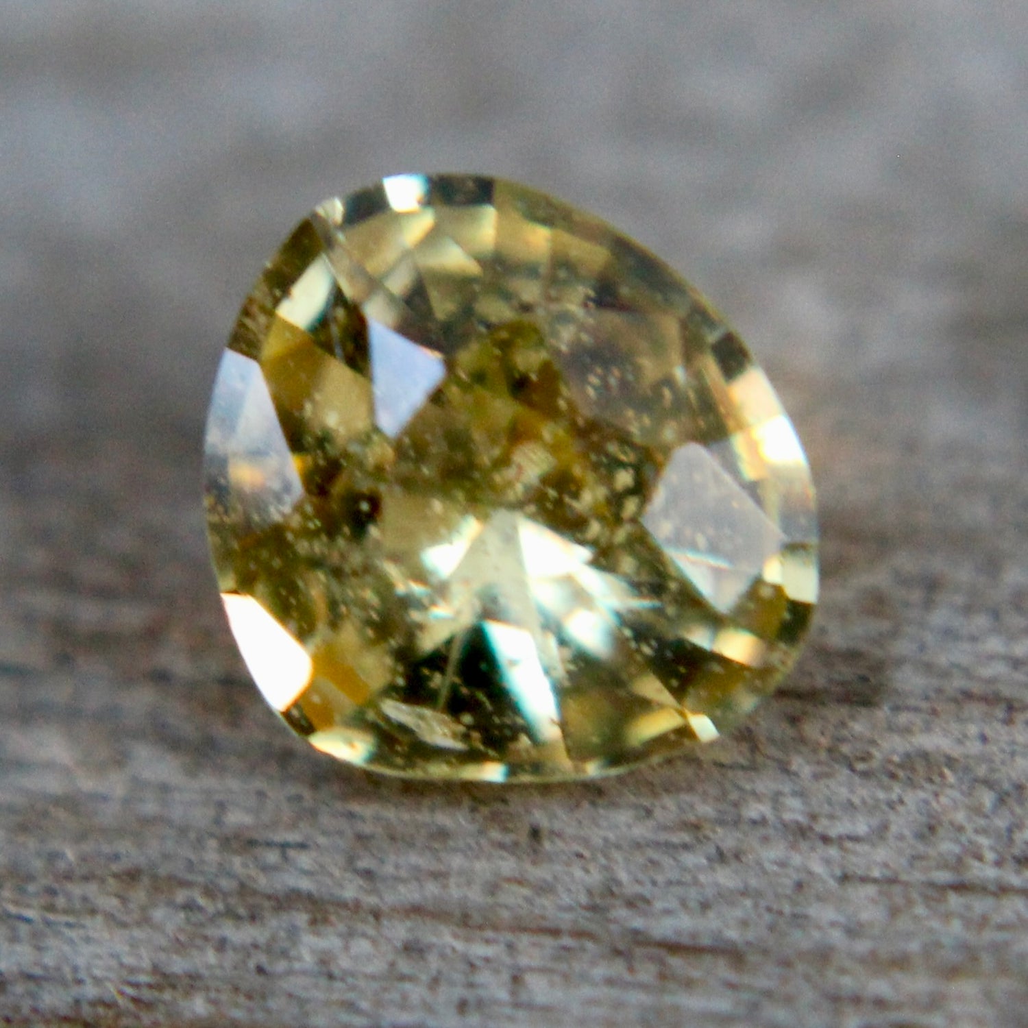 Natural Yellow Sapphire - Sapphirepal