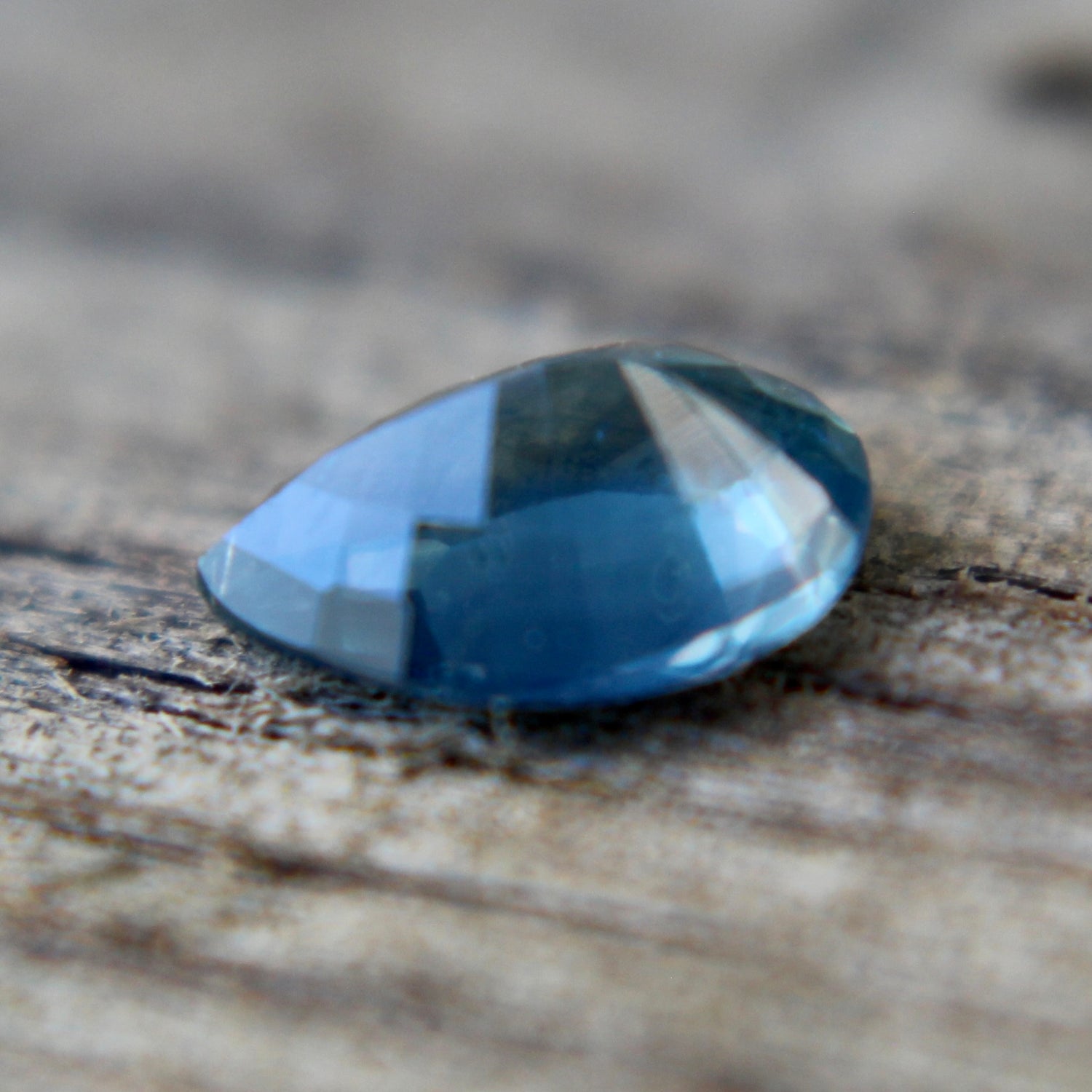 Natural Blue Green Sapphire - Sapphirepal