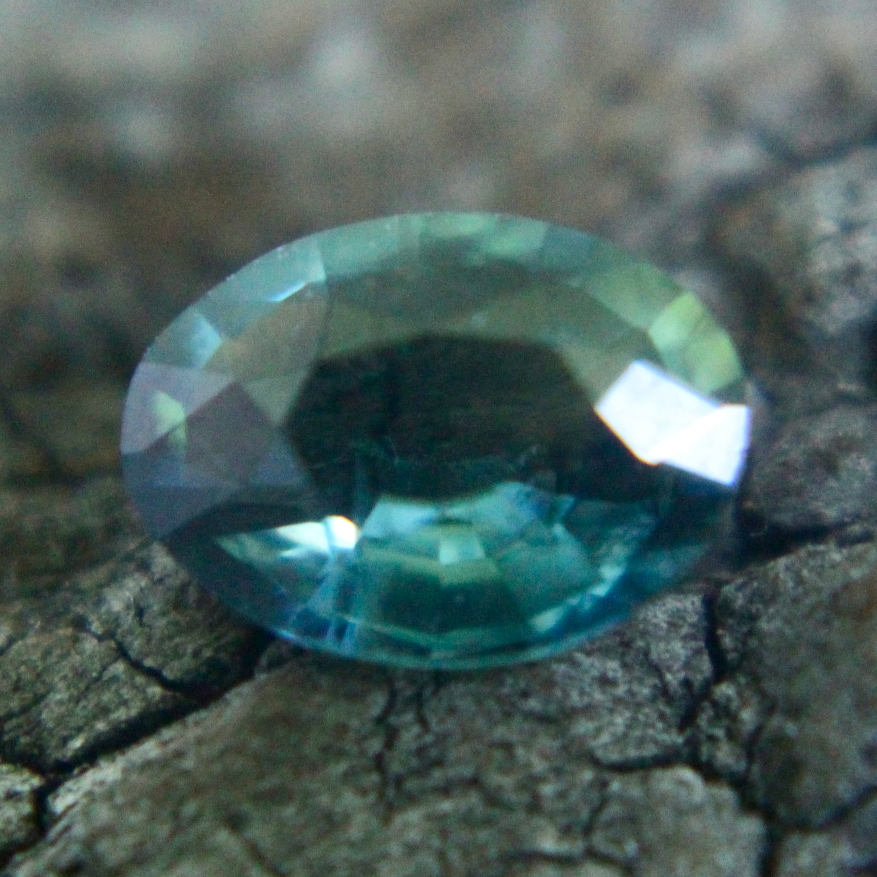 Natural Green Sapphire - Sapphirepal