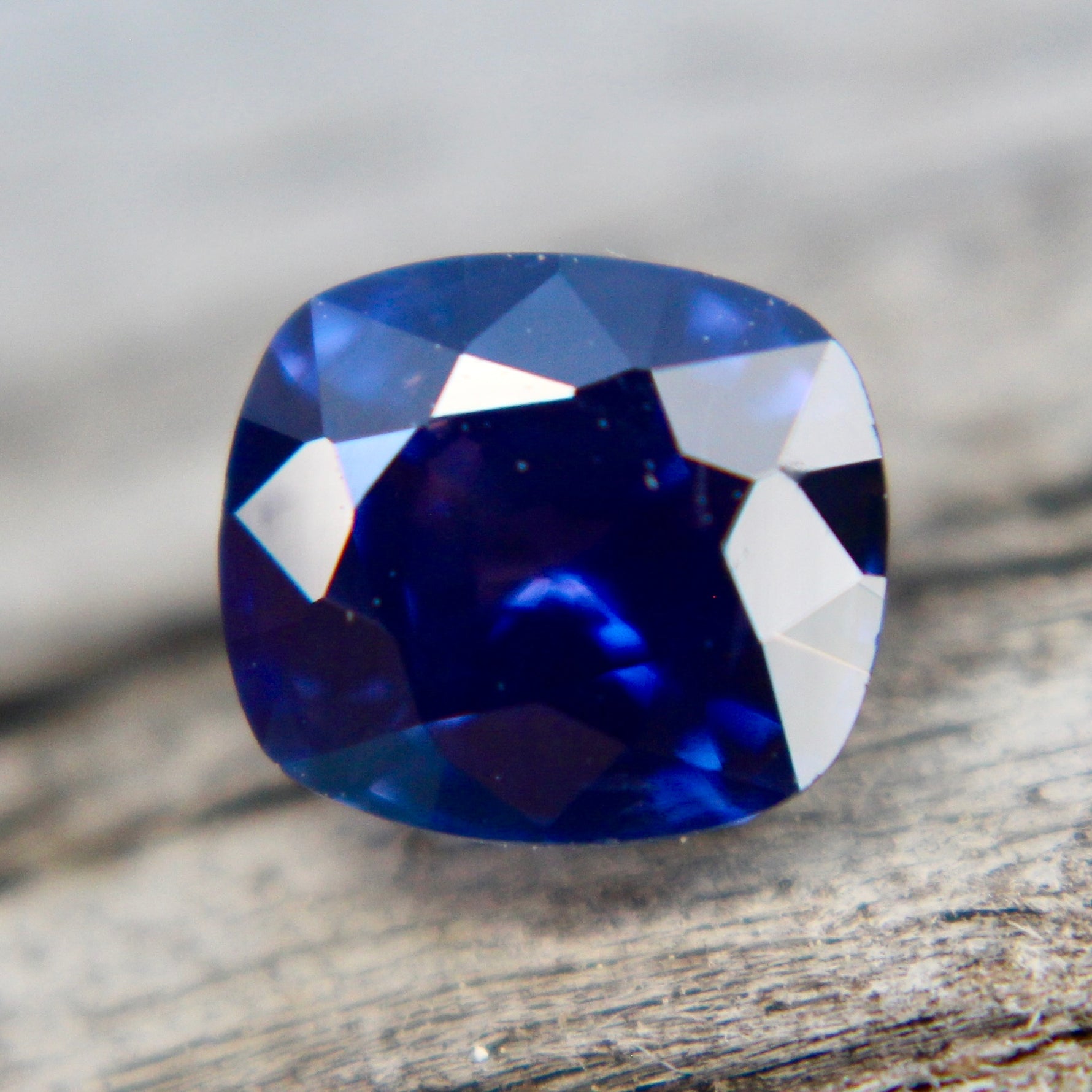 Natural Blue Purple Sapphire - Sapphirepal