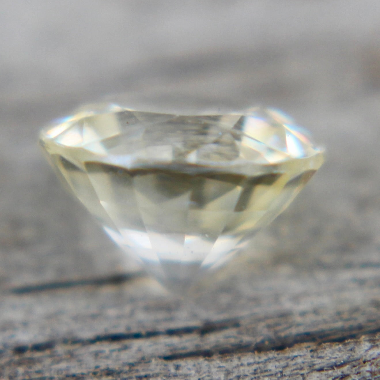 Natural Pale Yellow Sapphire - Sapphirepal