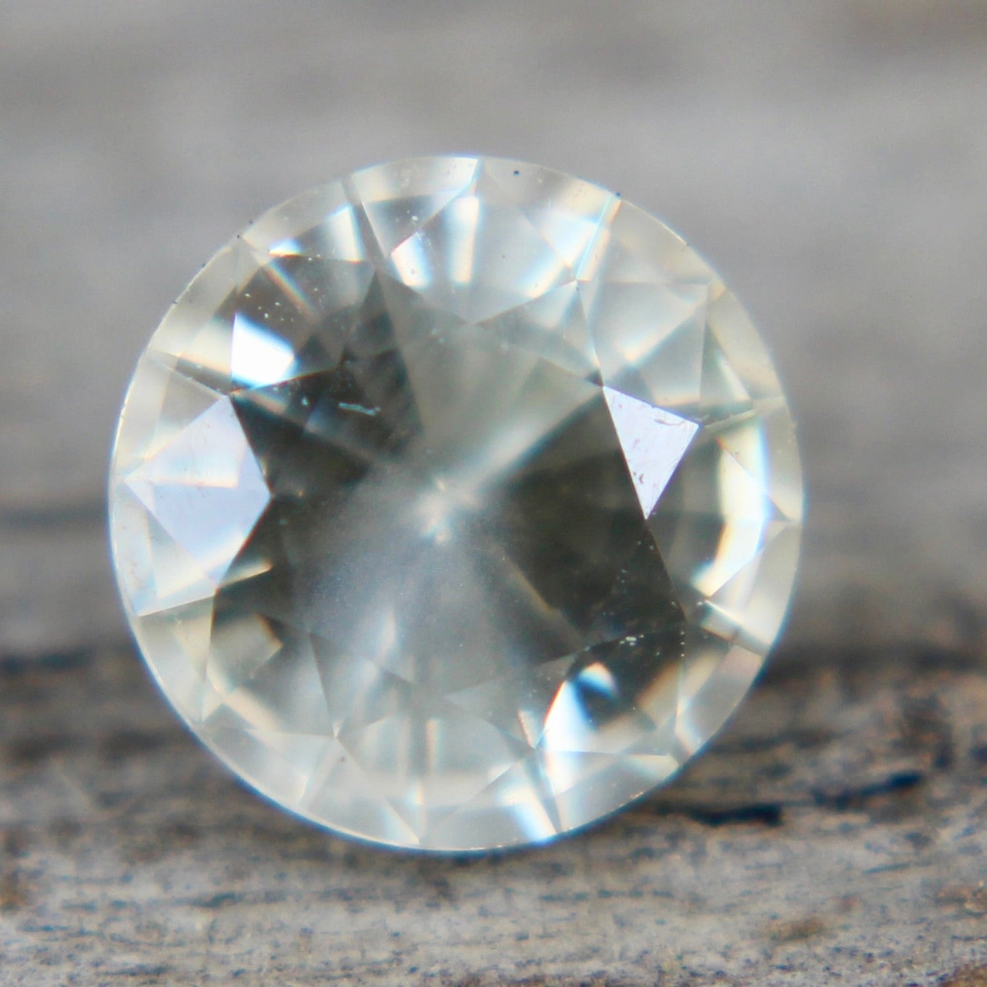 Natural Pale Yellow Sapphire - Sapphirepal