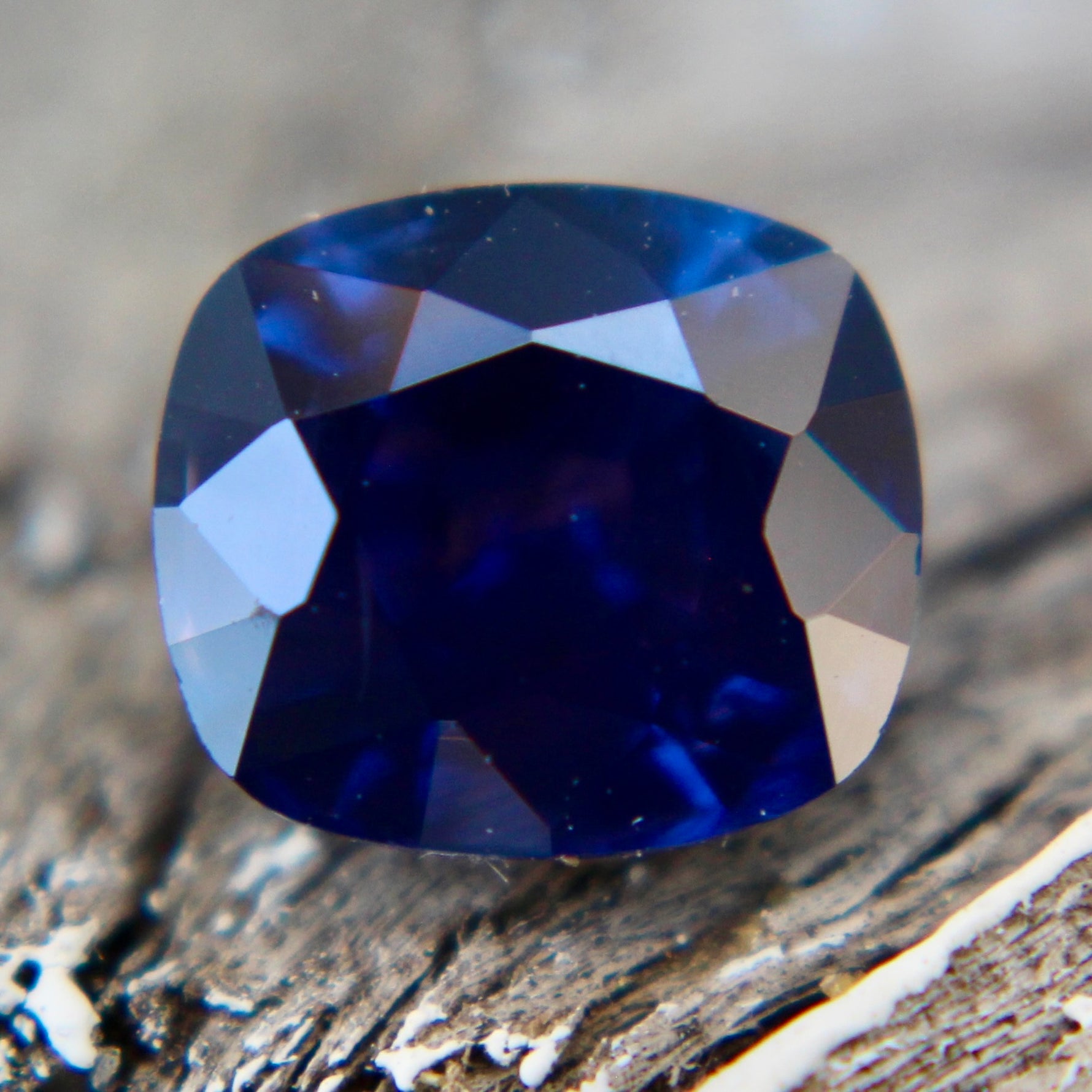 Natural Blue Purple Sapphire - Sapphirepal