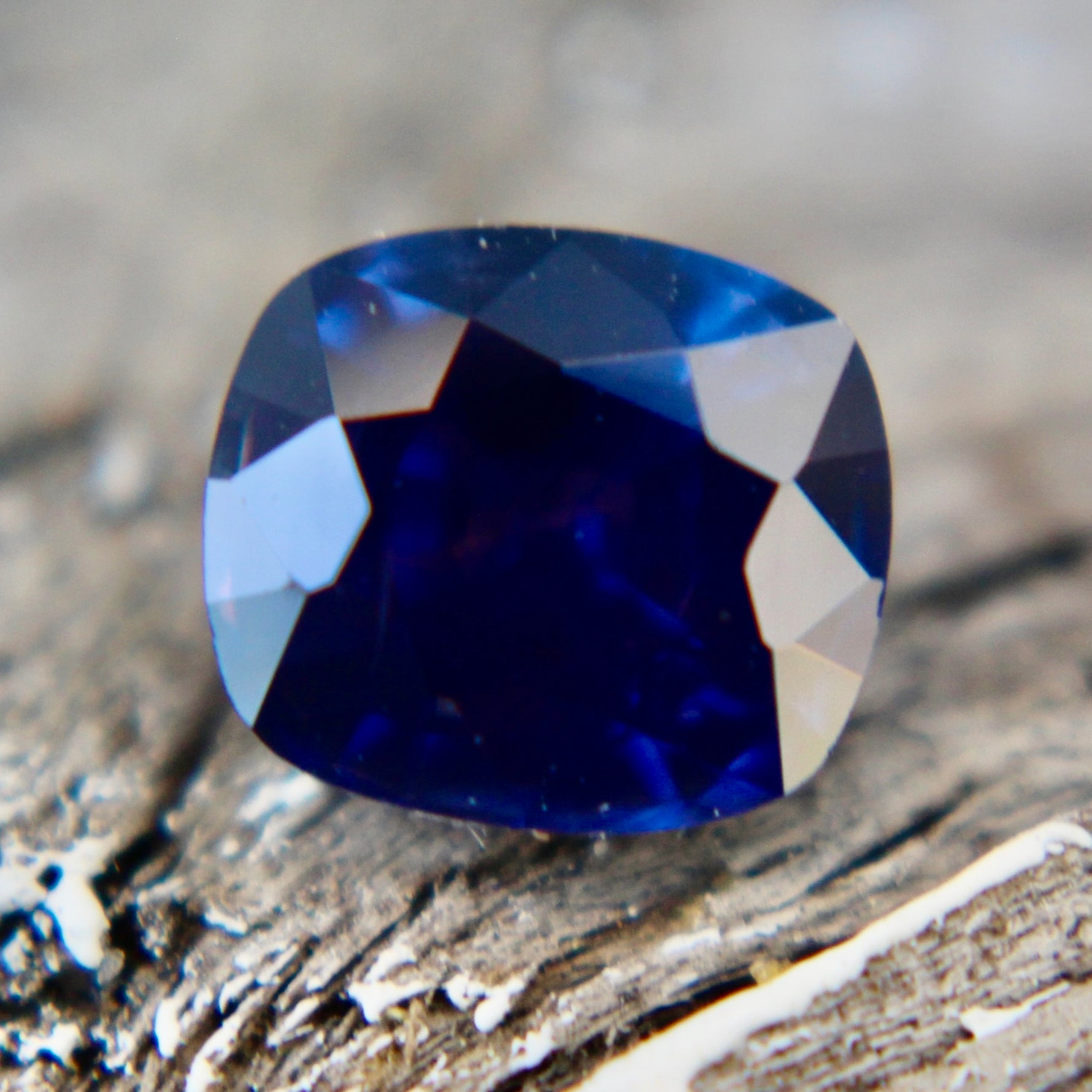 Natural Blue Purple Sapphire - Sapphirepal