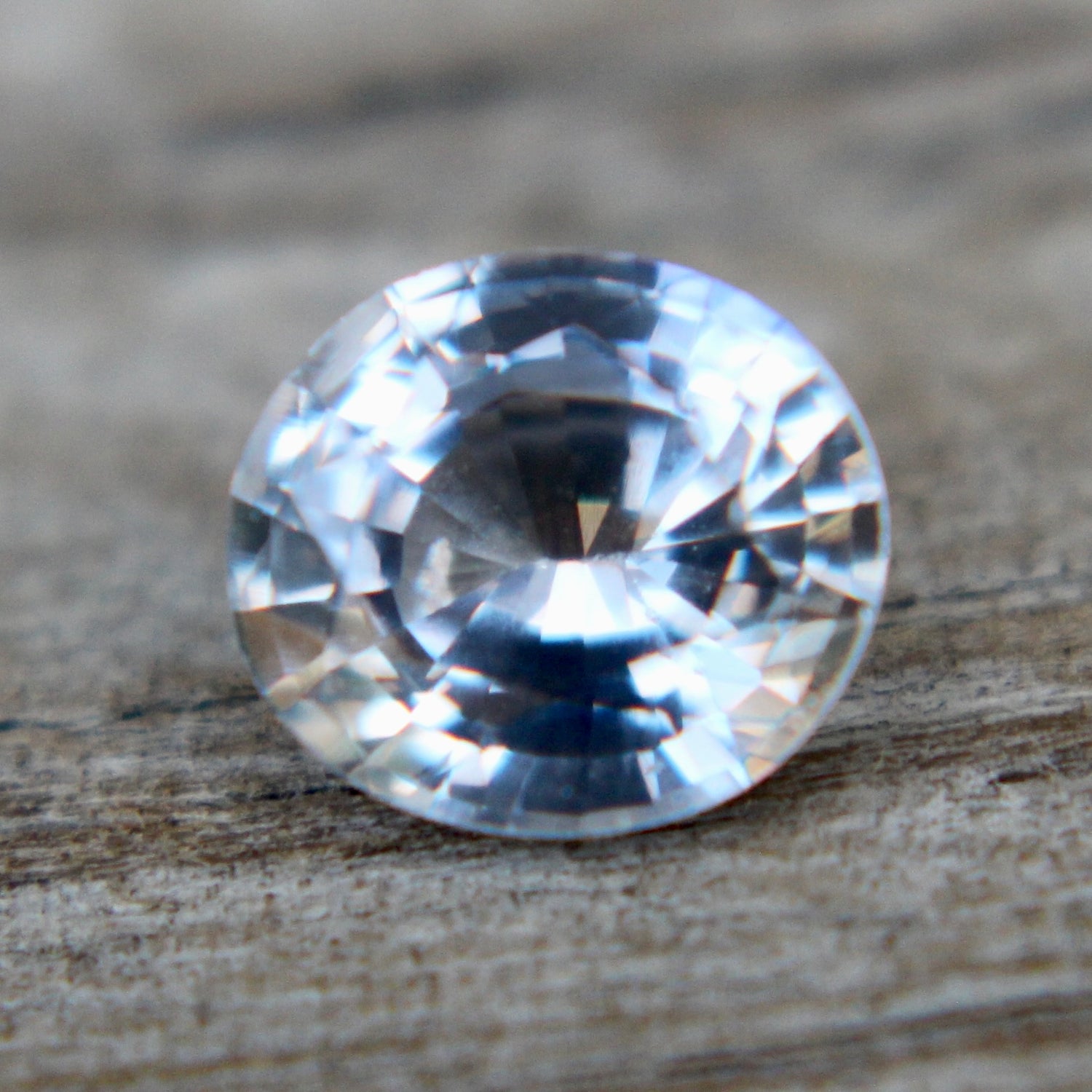 Natural White Sapphire - Sapphirepal