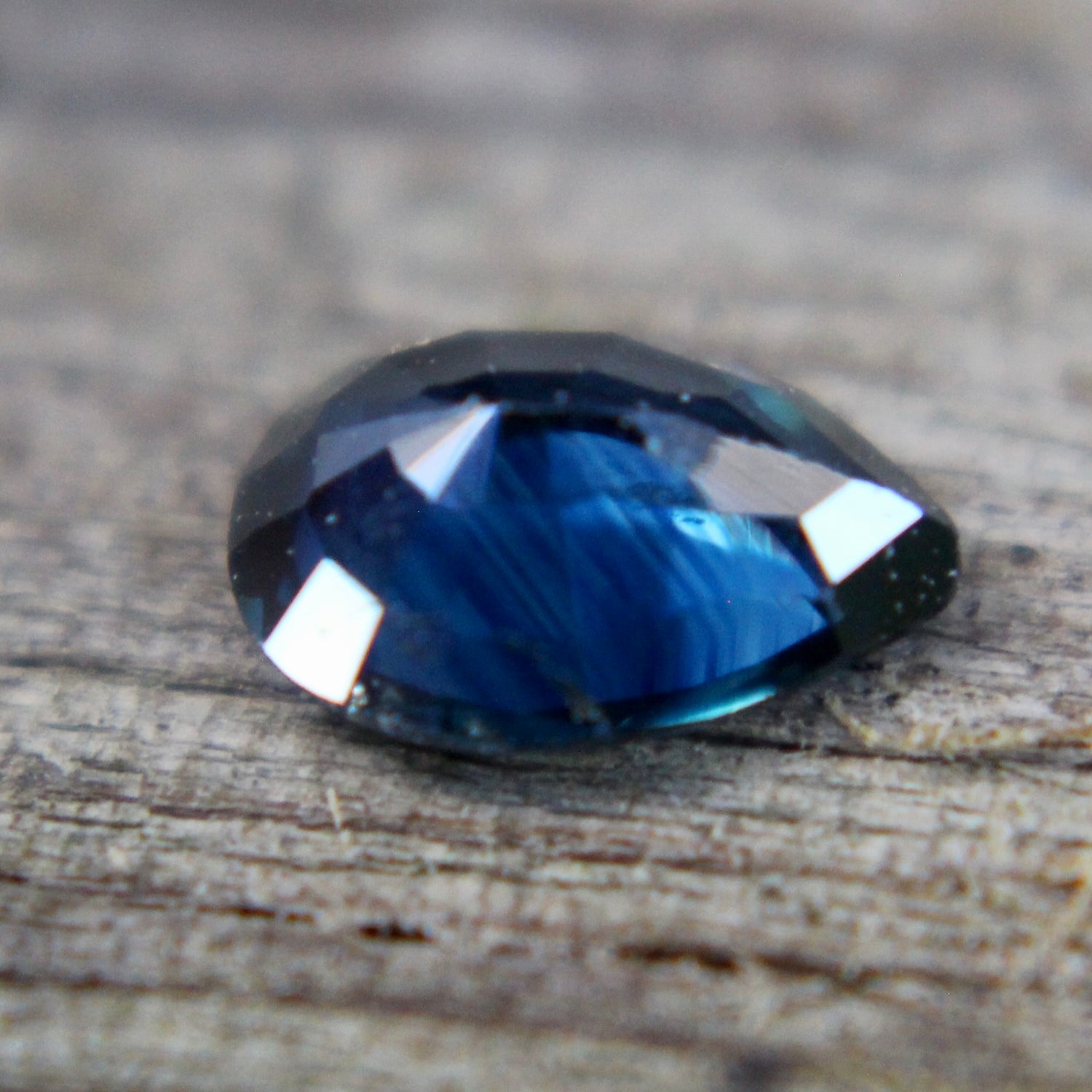 Natural Greenish Blue Sapphire - Sapphirepal