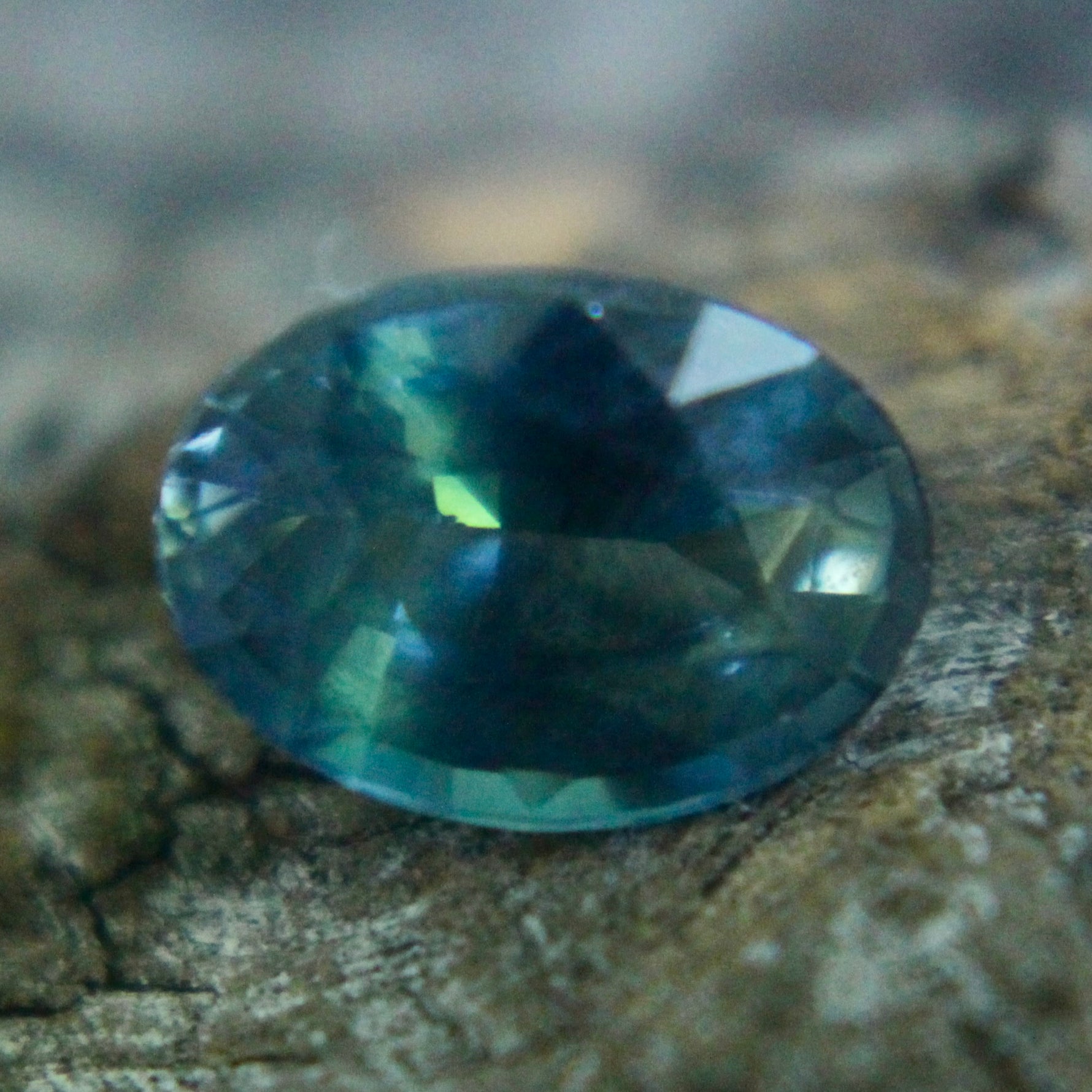 Natural Green Sapphire - Sapphirepal