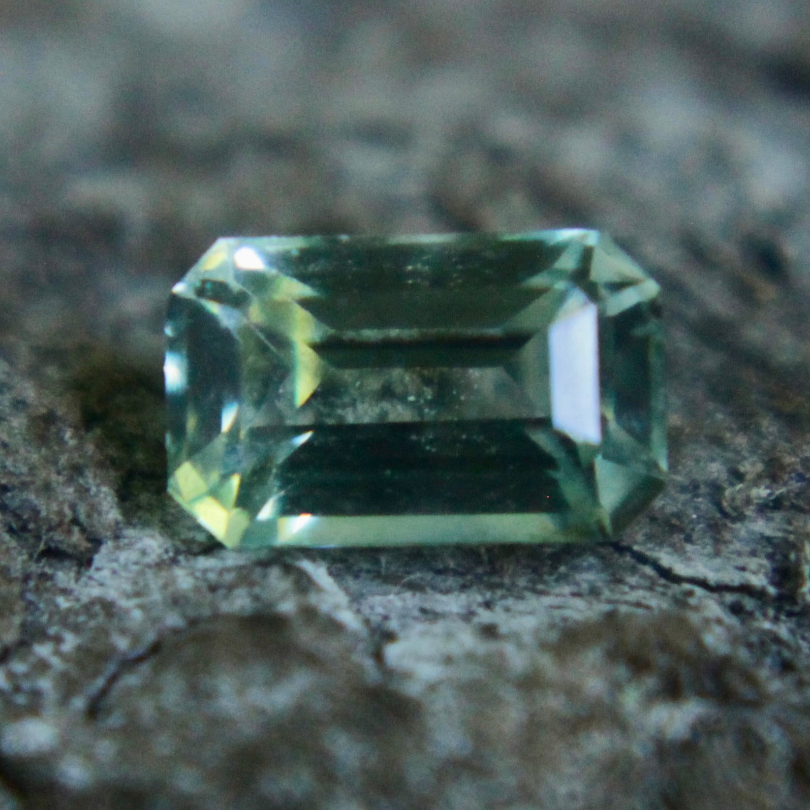 Natural Green Sapphire - Sapphirepal