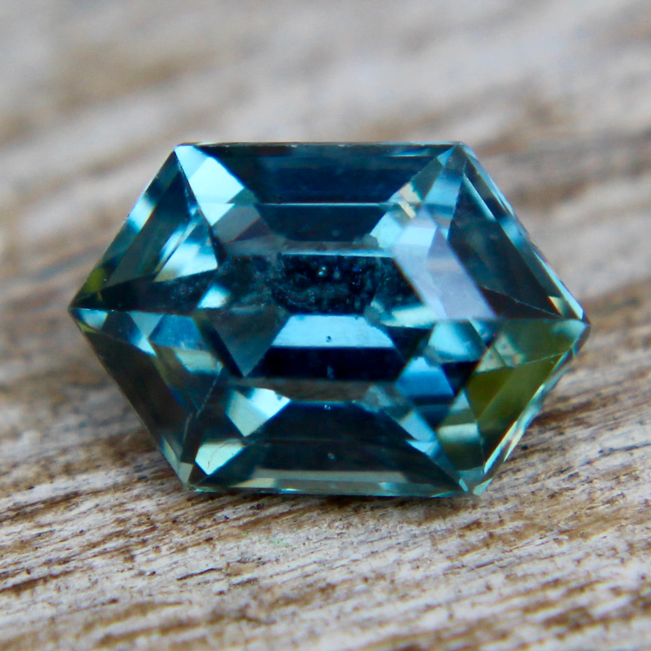 Beautiful Natural Teal Sapphire Sapphire Pal Australia