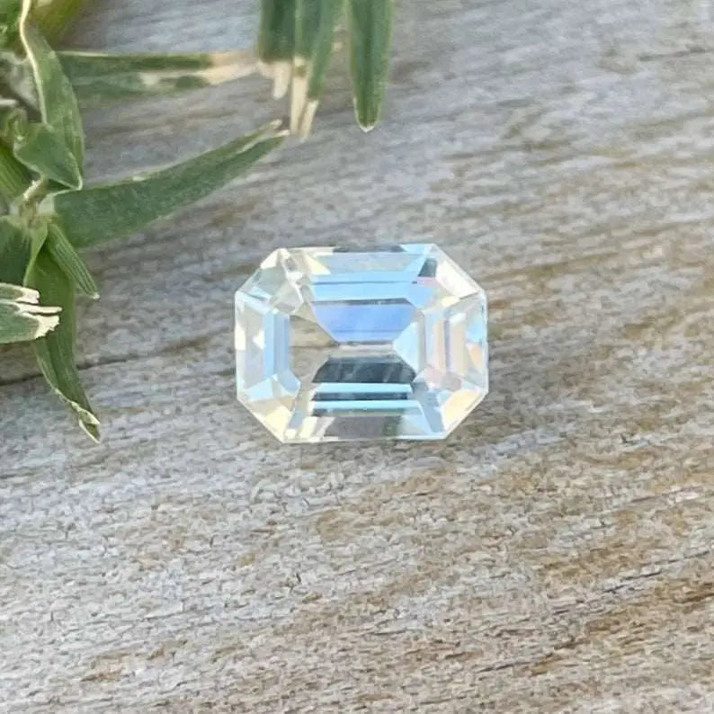 Loose White Sapphire gems-756e