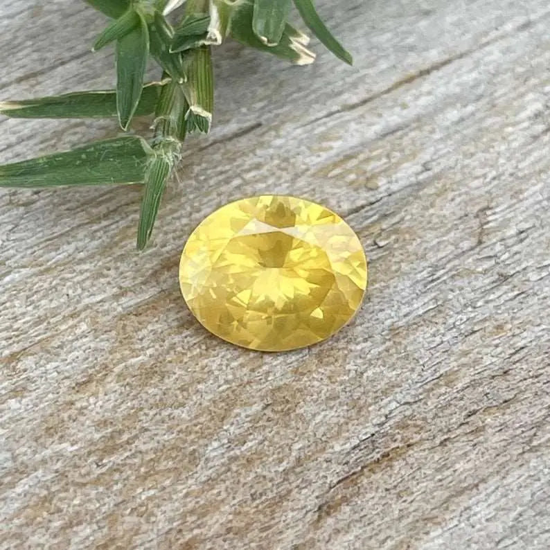 Loose Yellow Sapphire gems-756e