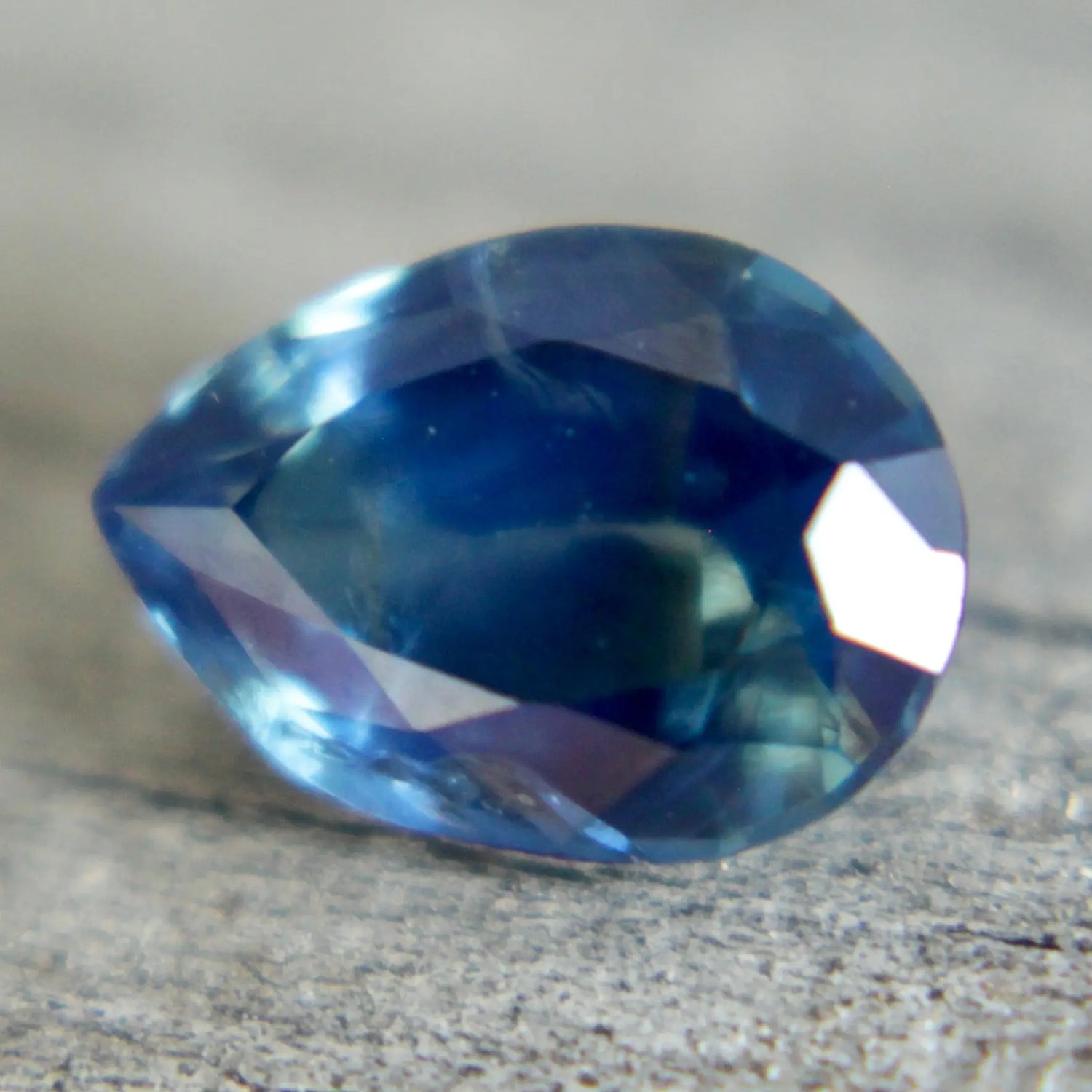 Natural Blue Green Sapphire Sapphire Pal