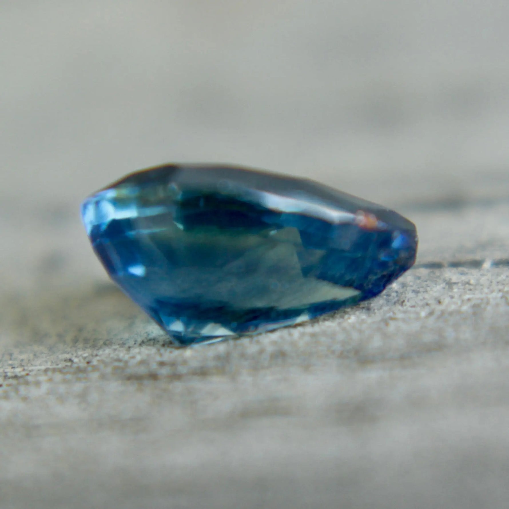 Natural Blue Green Sapphire Sapphire Pal