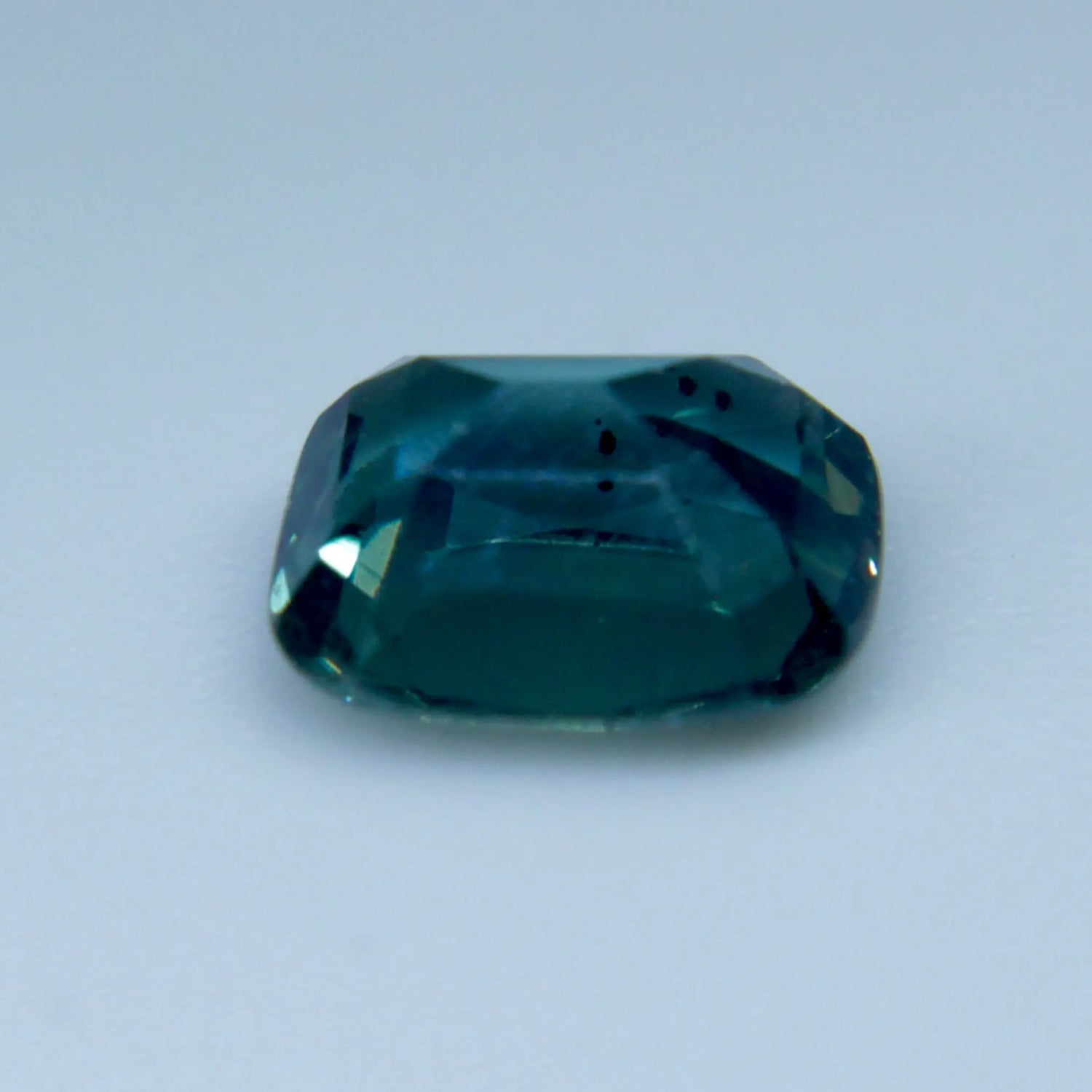 Natural Blue Green Sapphire gems-756e