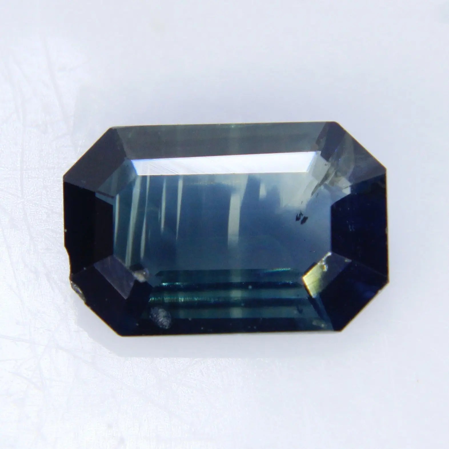 Natural Blue Green Sapphire gems-756e