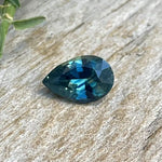 Natural Blue Green Sapphire gems-756e