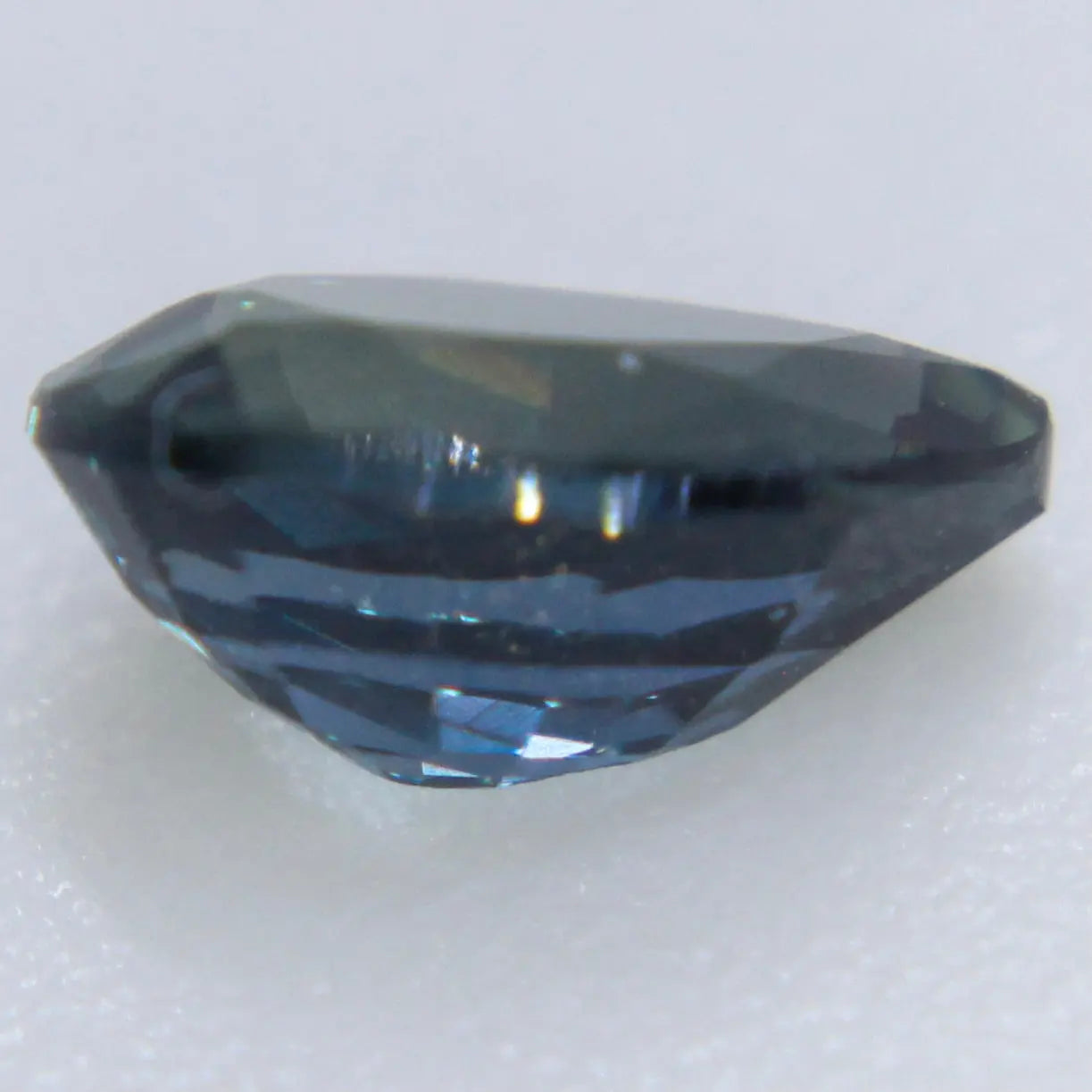 Natural Blue Green Sapphire gems-756e