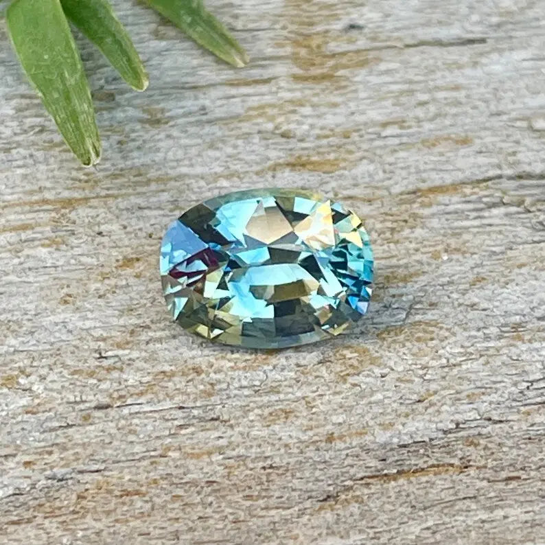 Natural Blue Green Sapphire gems-756e