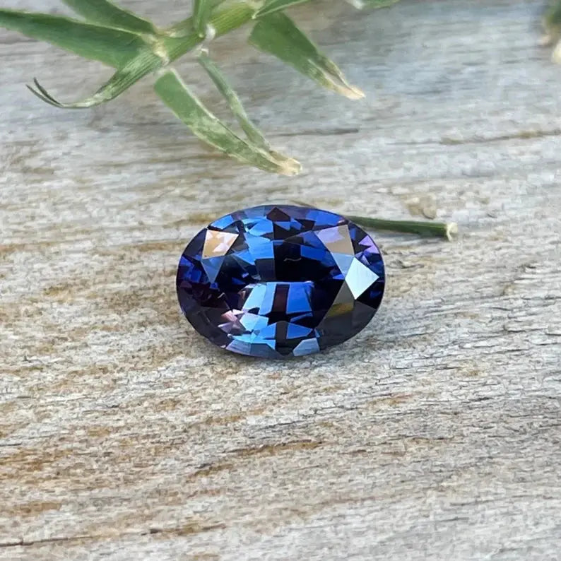 Natural Blue Purple Sapphire gems-756e