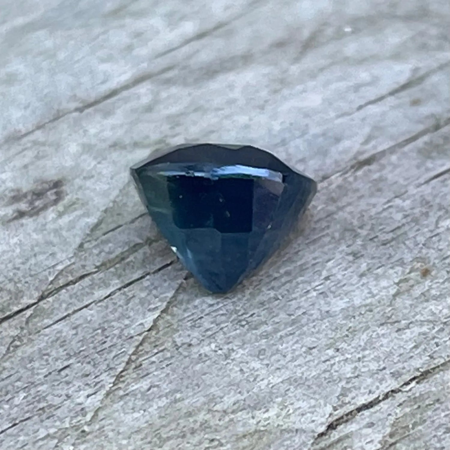 Natural Blue Sapphire gems-756e