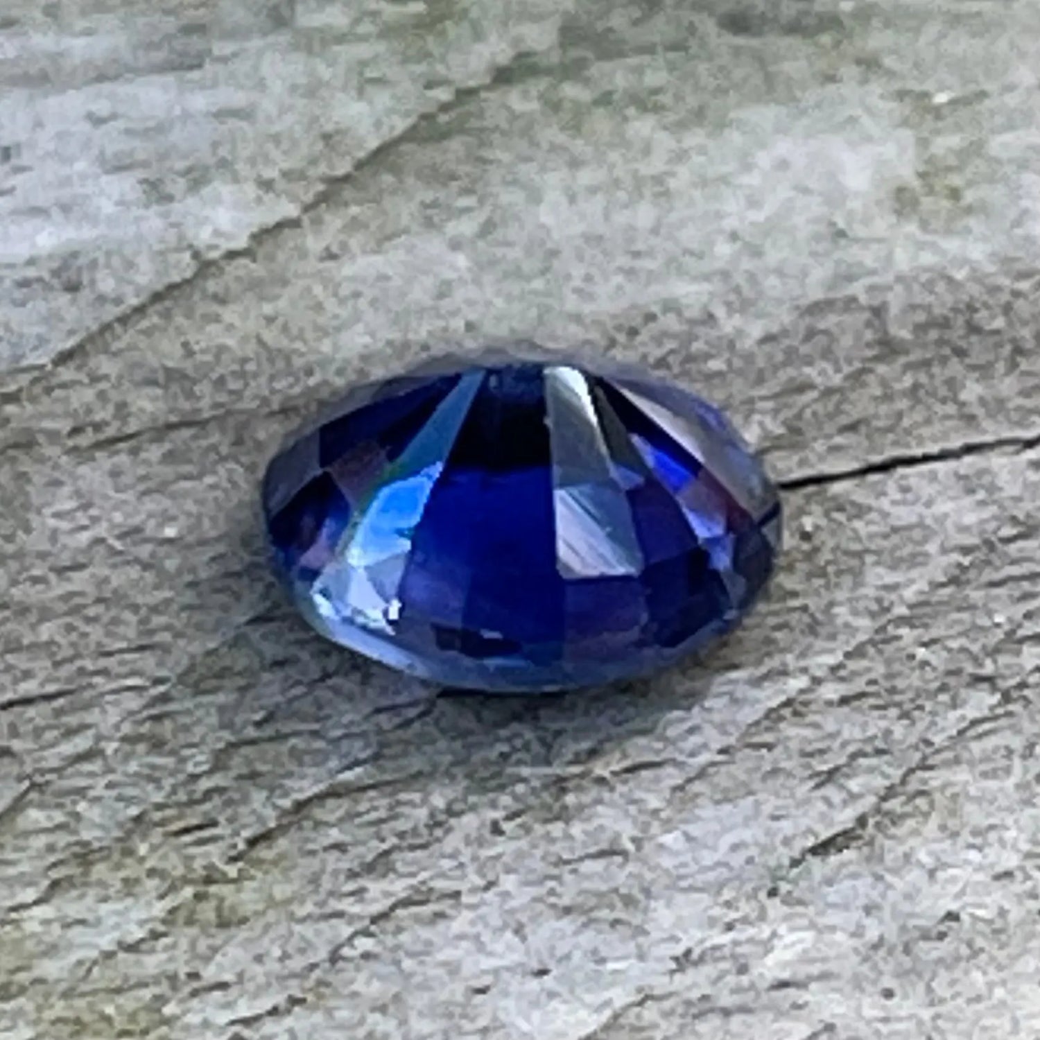 Natural Blue Sapphire gems-756e