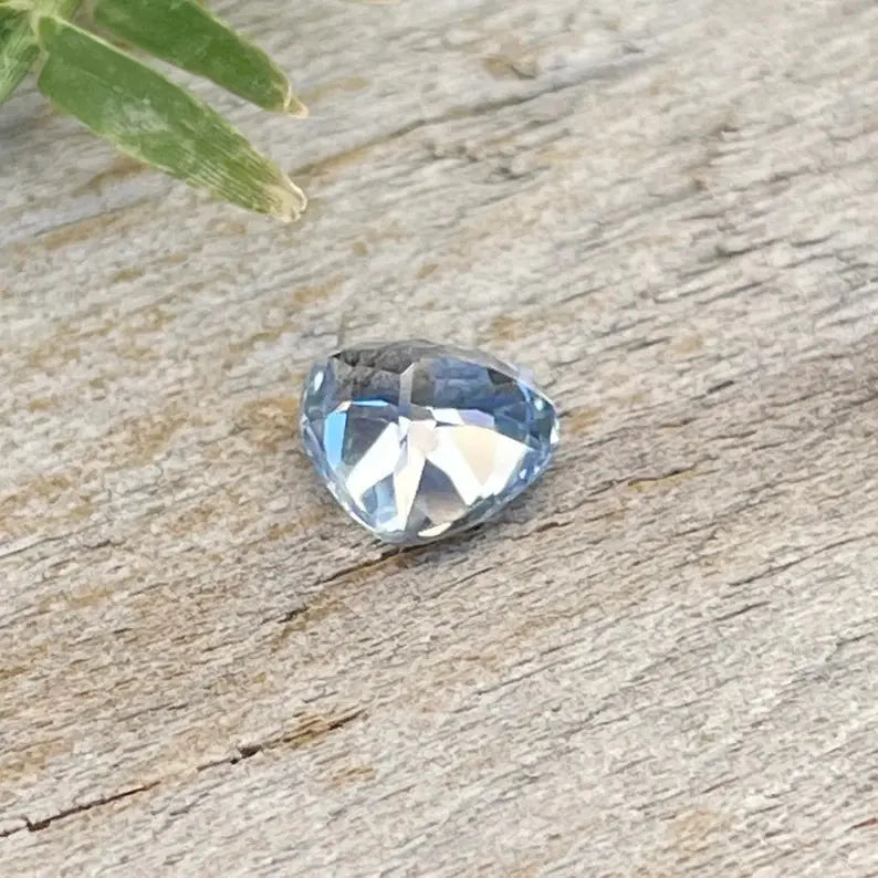 Natural Blue Sapphire gems-756e