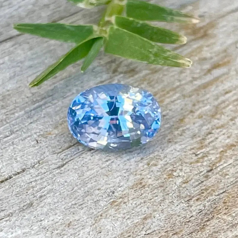 Natural Blue Sapphire gems-756e