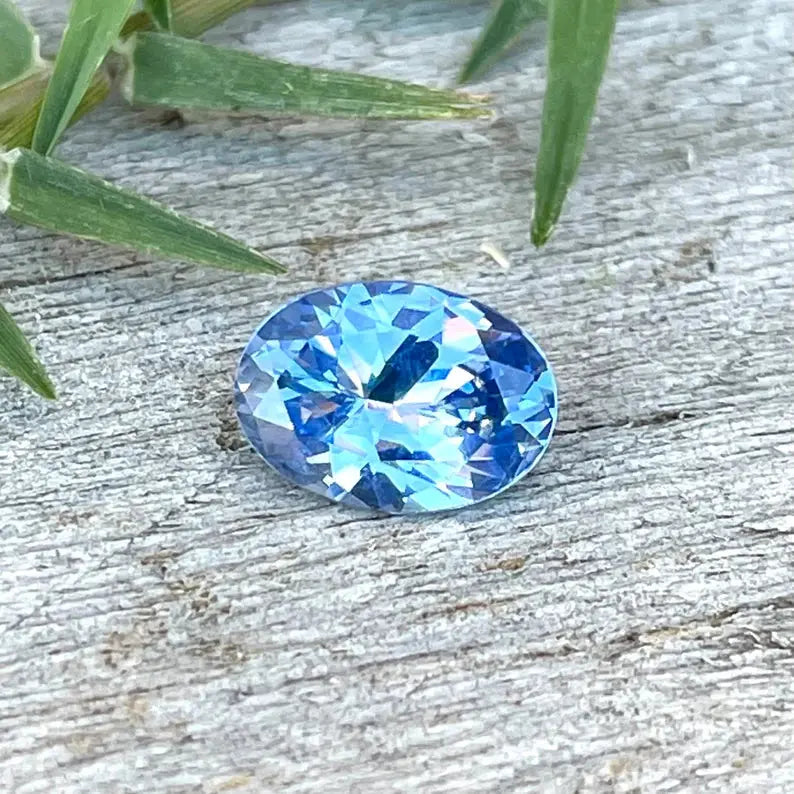 Natural Blue Sapphire gems-756e